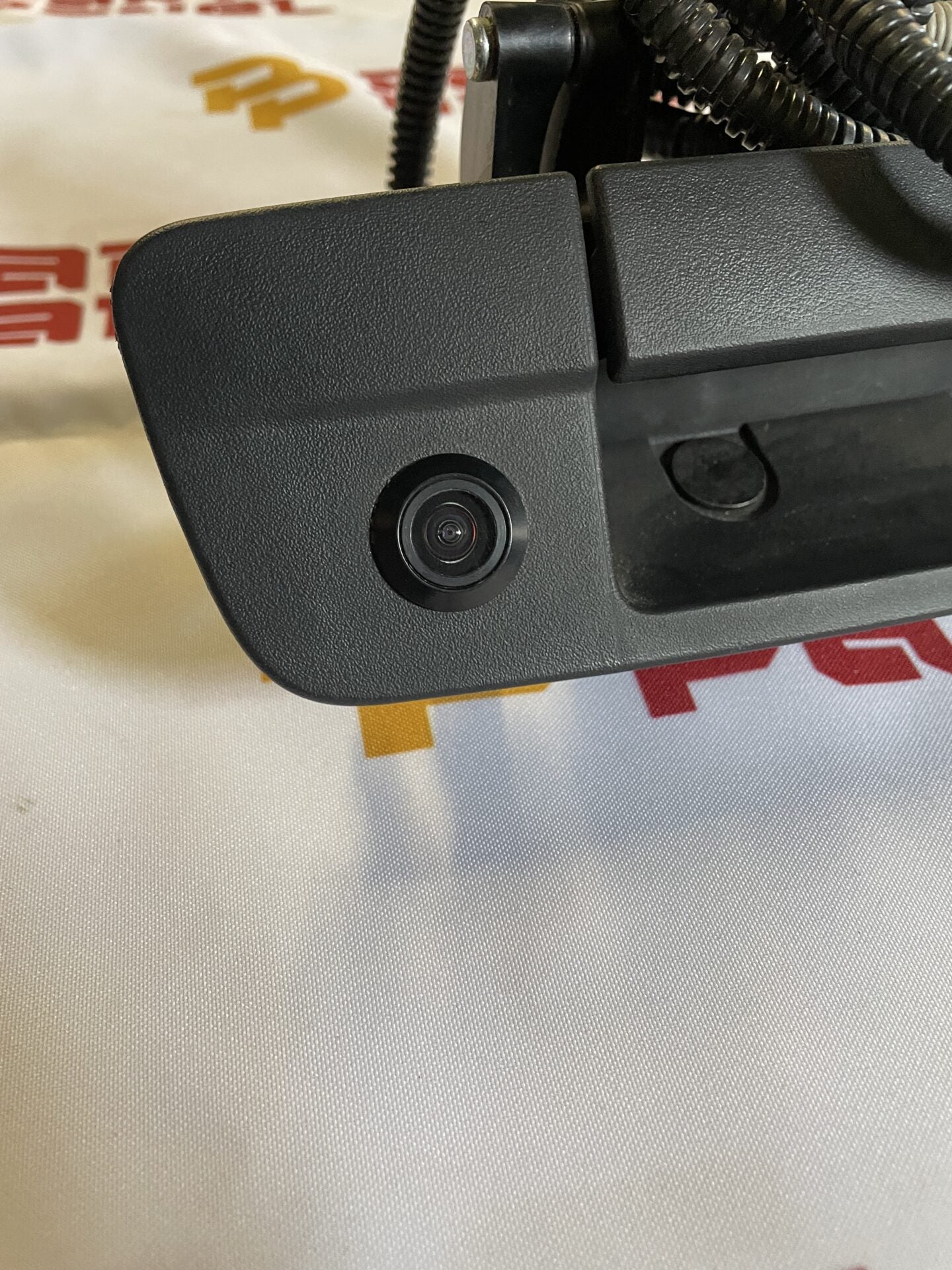 2011 - 2024 RAM 1500 / 2500 / 3500 / 1500 CLASSIC TAILGATE HANDLE WITH CAMERA 68044904AG WITH CAMERA
