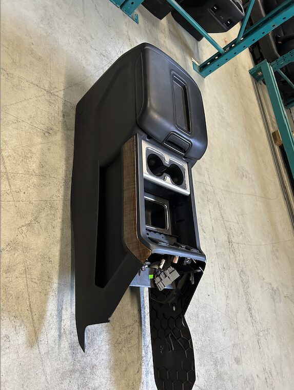 2014 - 2019 CHEVY SILVERADO CENTER CONSOLE OEM