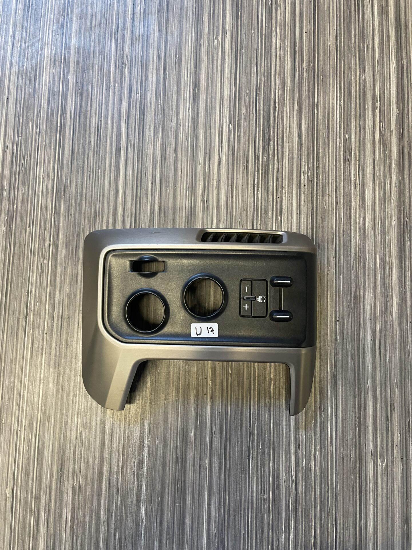 2014 - 2019 GMC SIERRA 1500 HEADLAMP TOW DASH SWITCHES PANEL 22825703