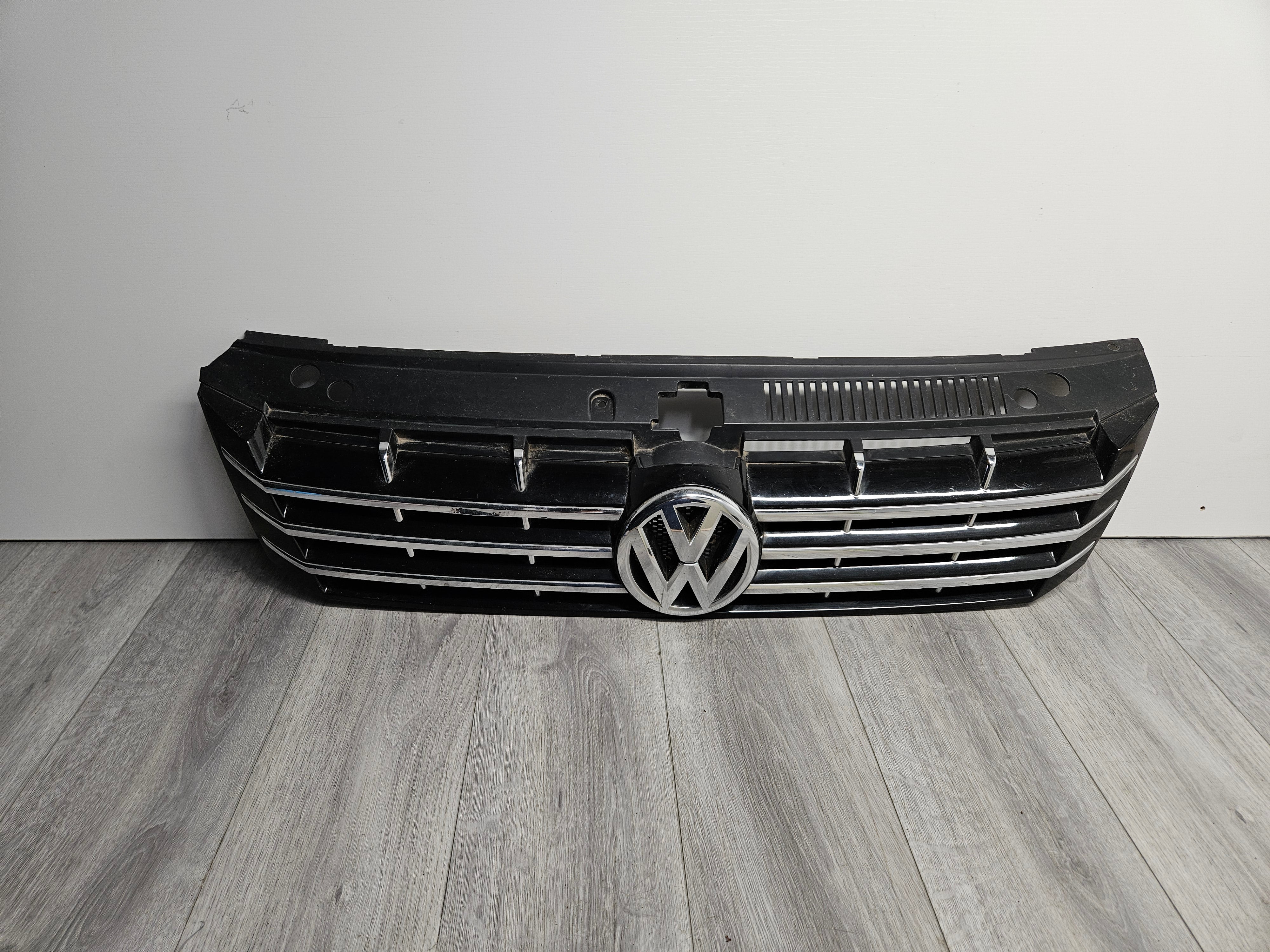 2012 - 2015 VOLKSWAGEN PASSAT FRONT UPPER GRILLE 561853651BOQE