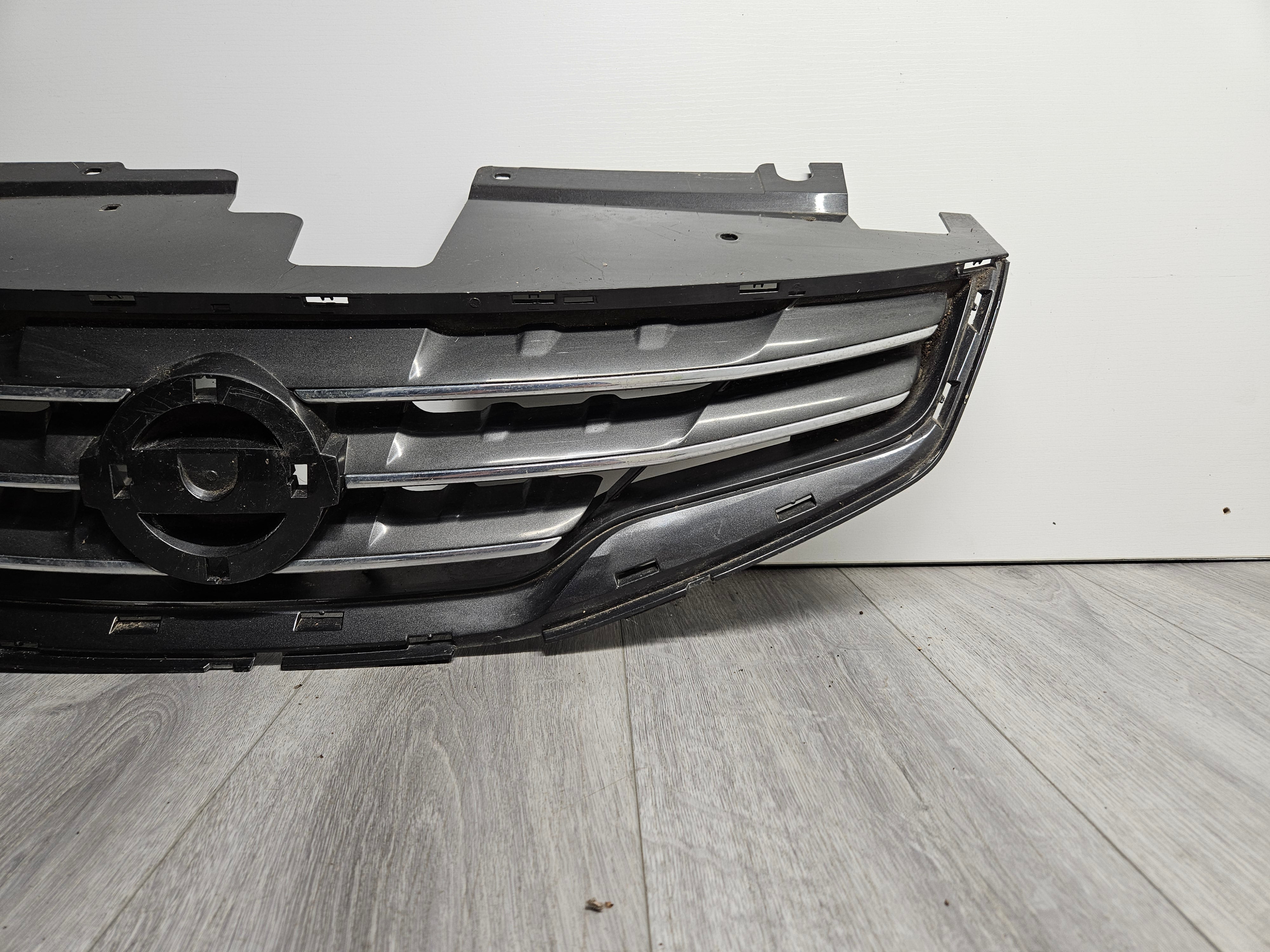 2010 - 2012 NISSAN ALTIMA FRONT GRILLE 62070-ZX00A