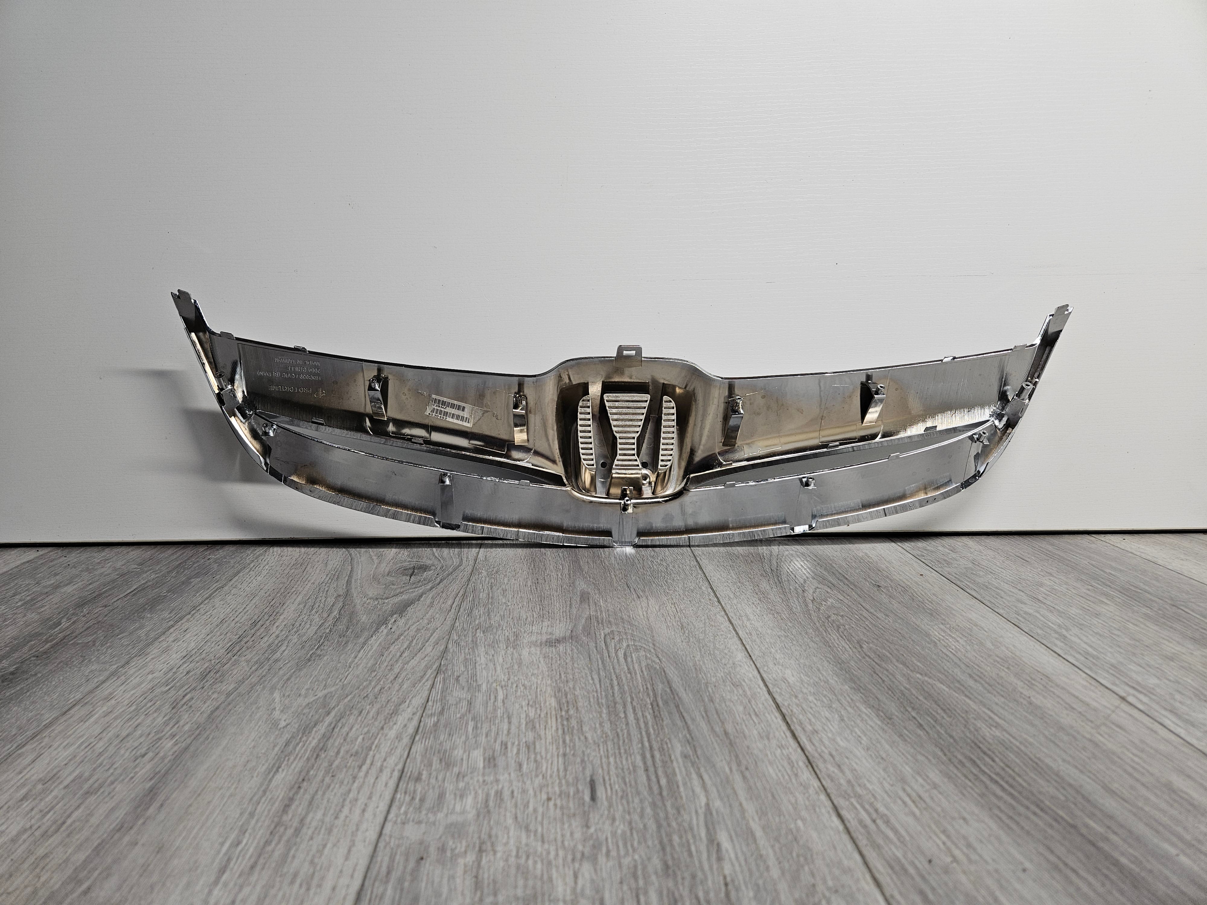 2004 - 2005 HONDA CIVIC FRONT GRILLE