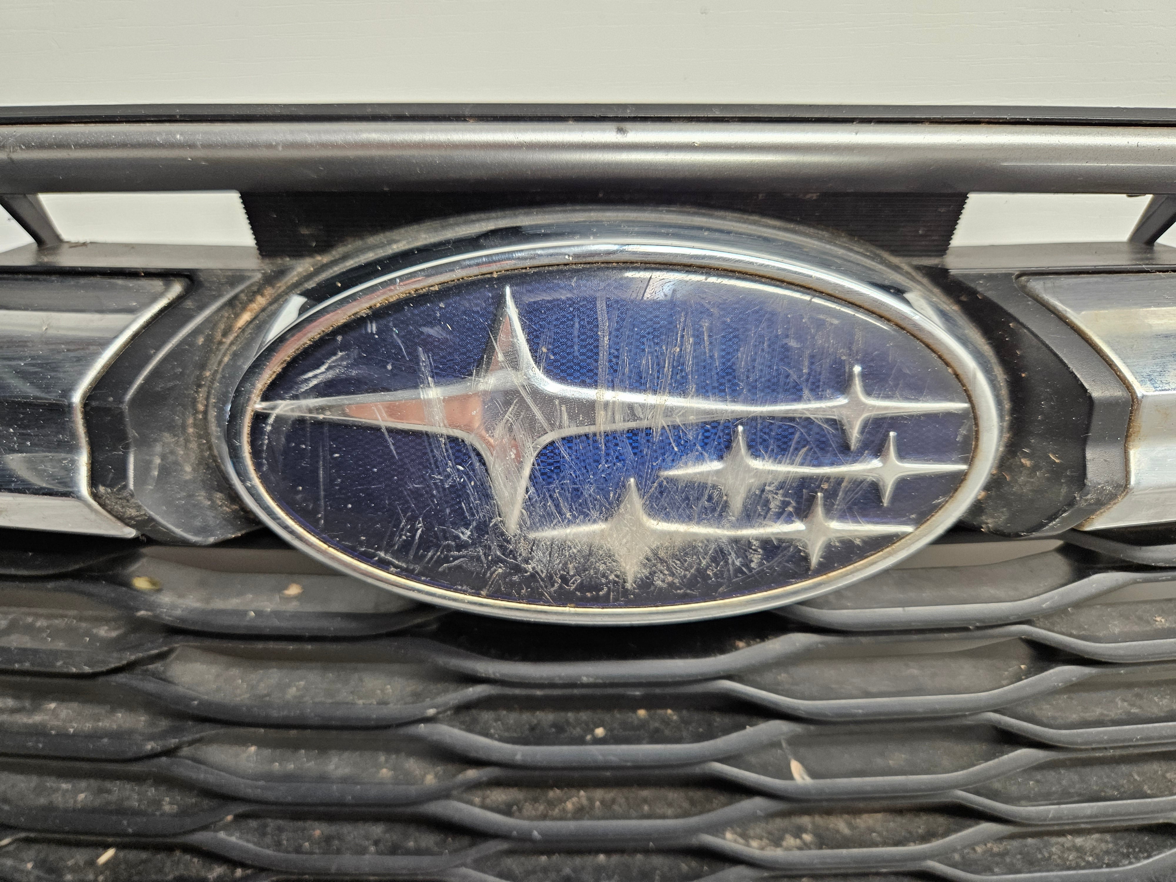 2017 - 2019 SUBARU IMPREZA FRONT BUMPER GRILLE 91122FL00A