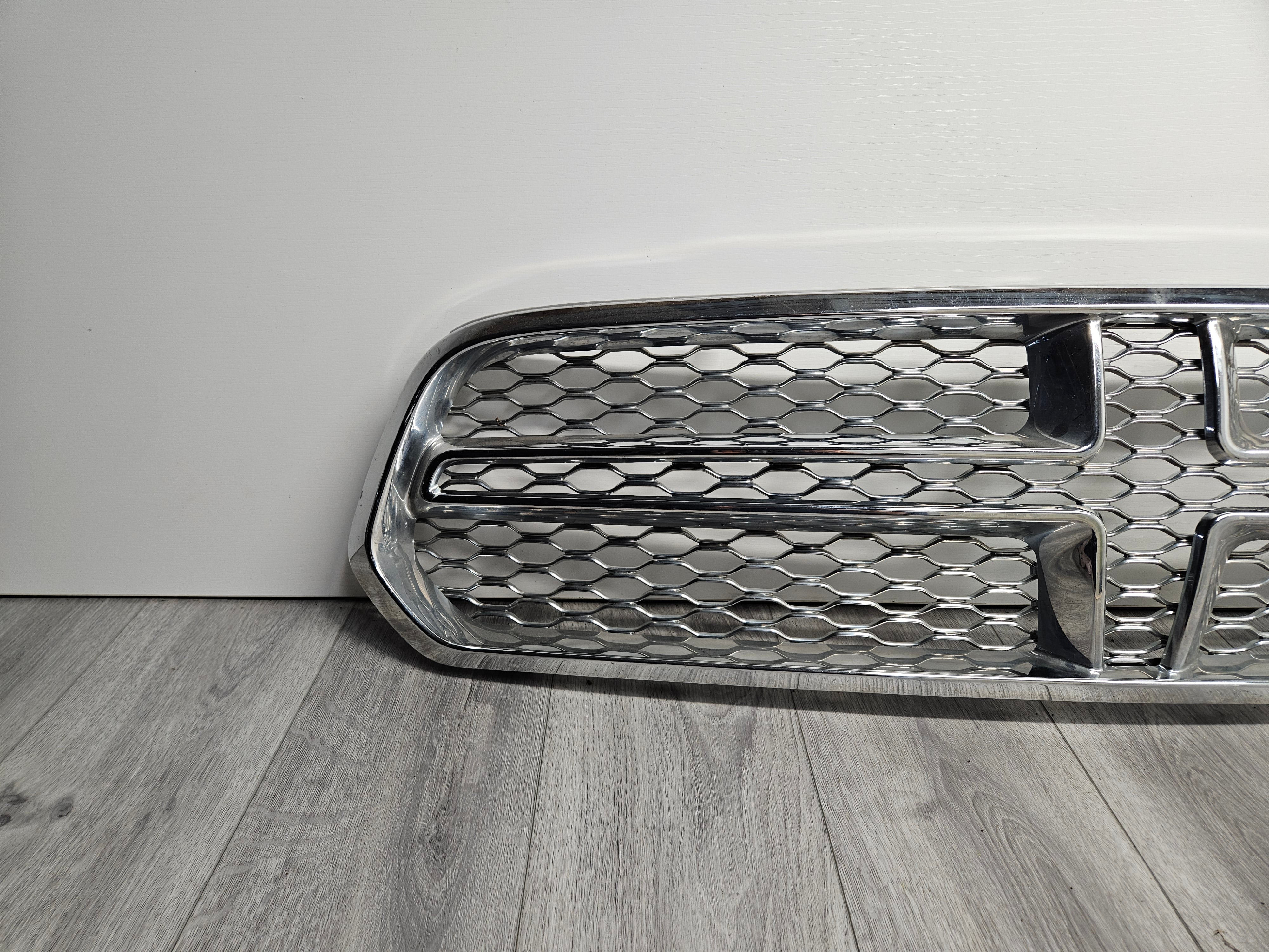 2014 - 2020 DODGE DURANGO FRONT UPPER GRILLE 05113716AB