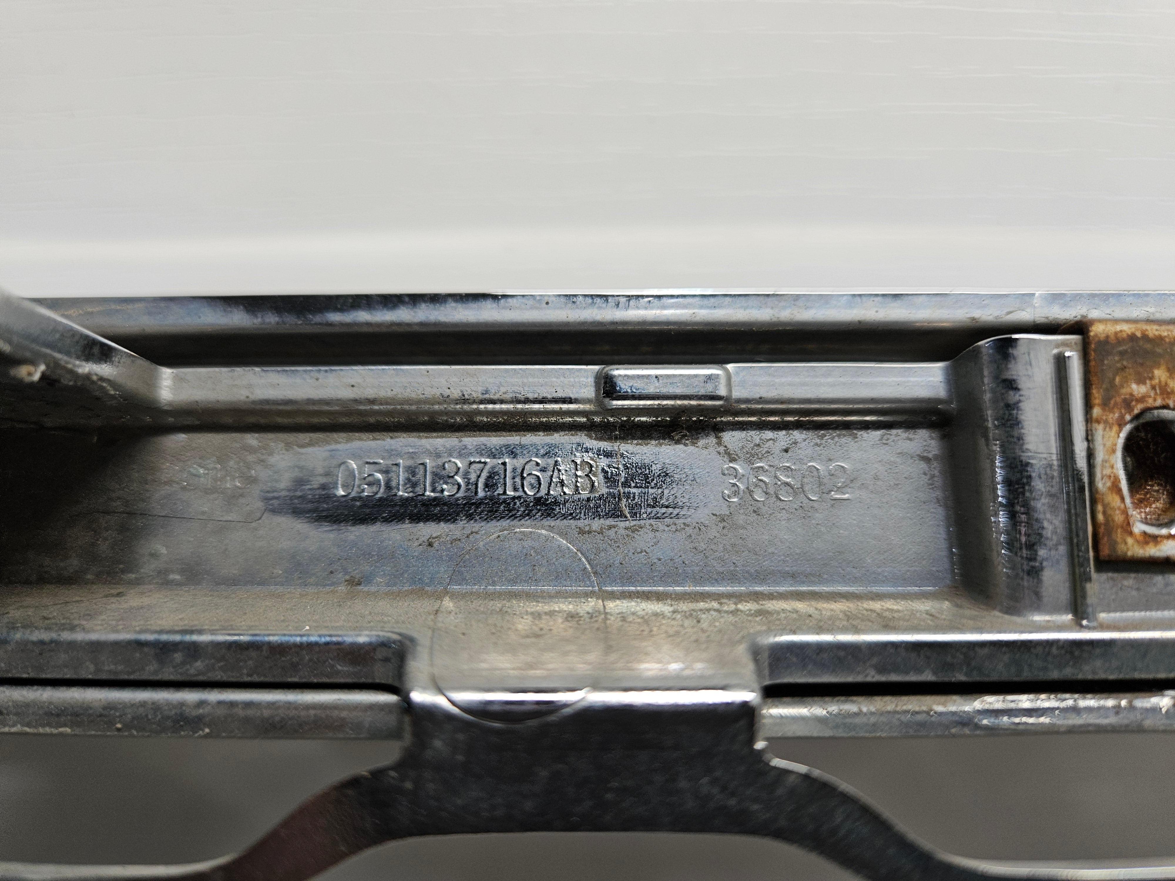 2014 - 2020 DODGE DURANGO FRONT UPPER GRILLE 05113716AB