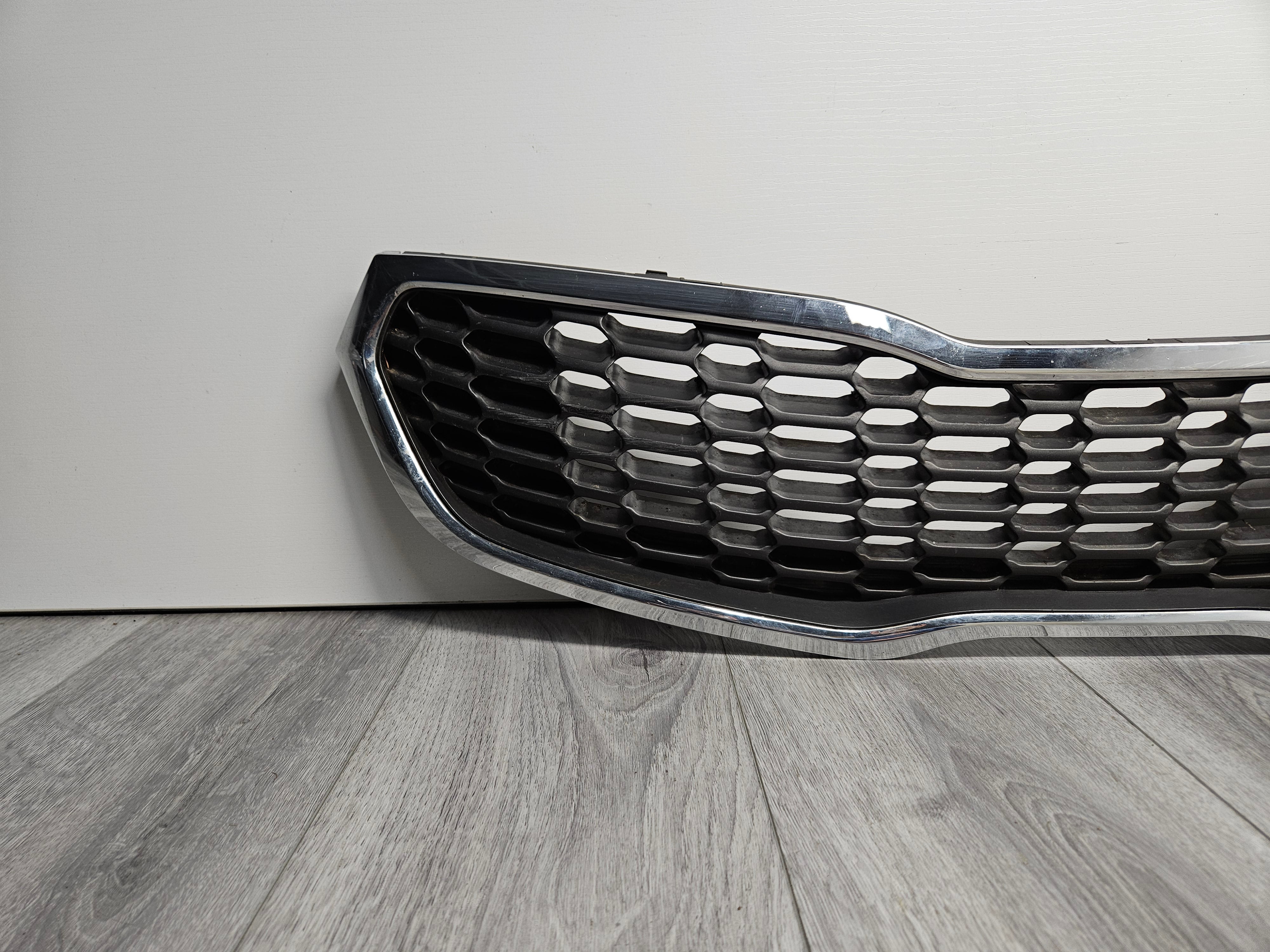 2014 - 2016 KIA FORTE SEDAN / FORTE 5 HATCHBACK FRONT UPPER GRILLE 86350-A7500