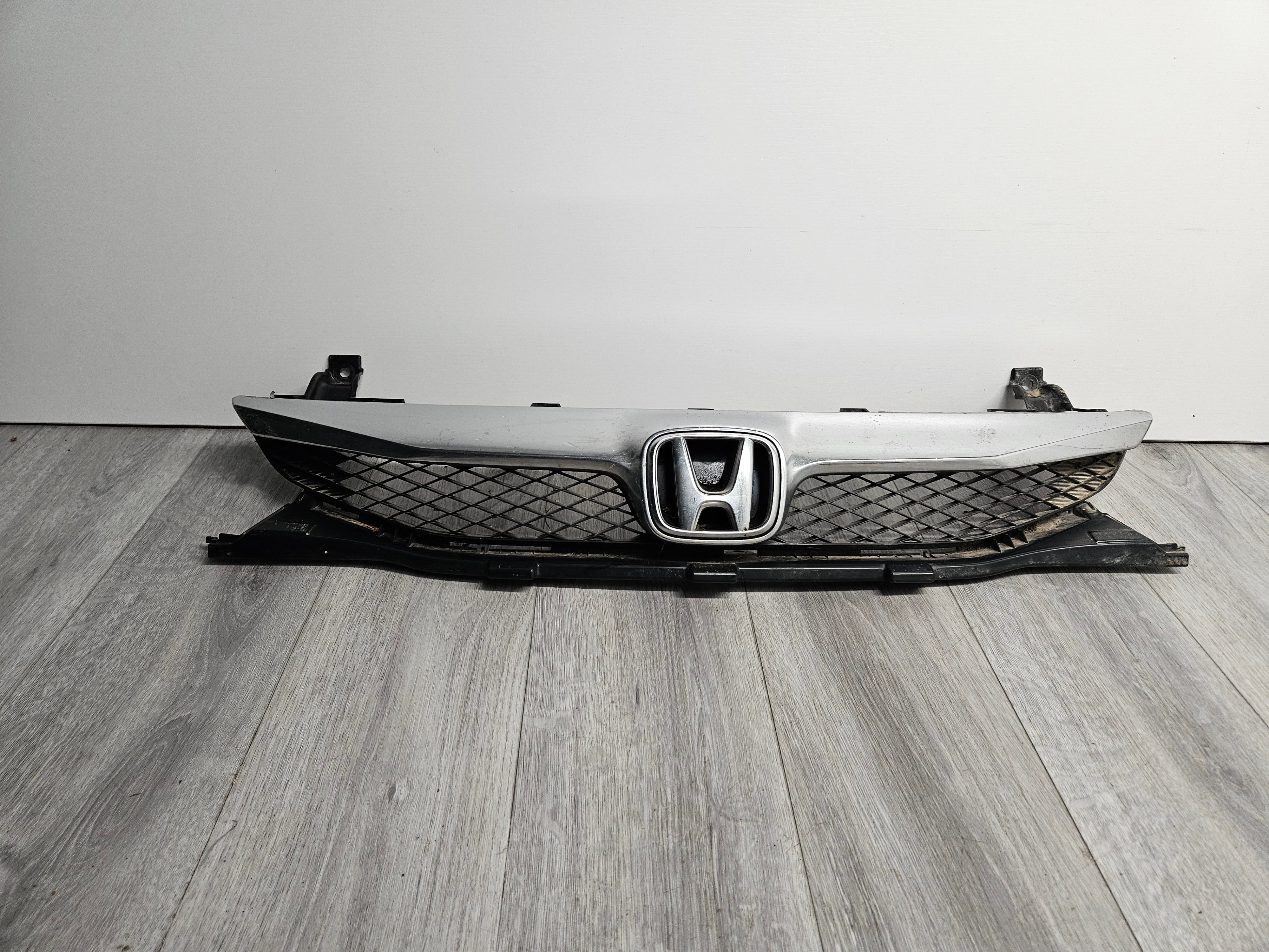 2009 - 2011 HONDA CIVIC FRONT GRILLE 71121-SNA-A500