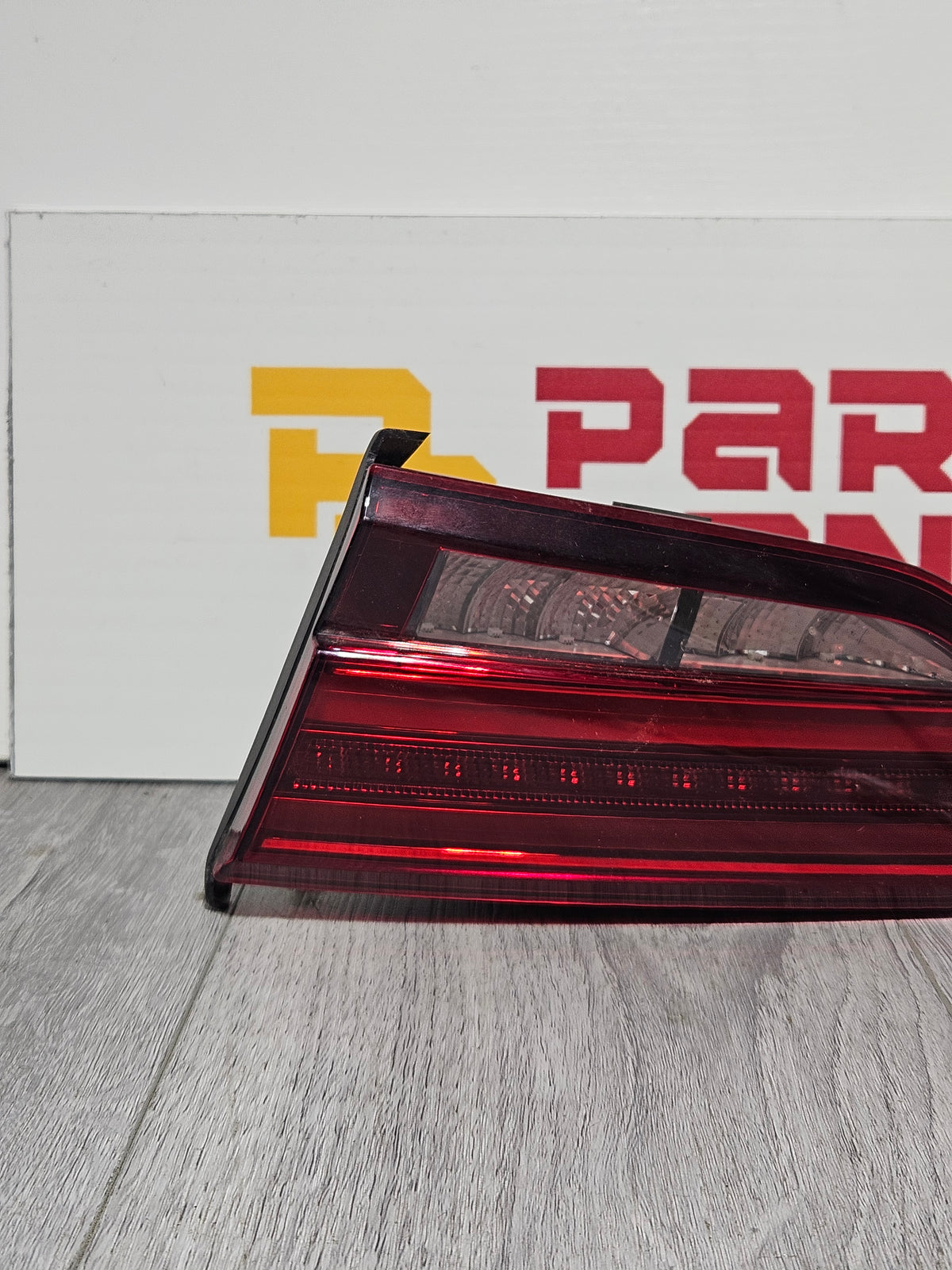 2017-2020 AUDI INNER LED PASSENGER SIDE TAILLIGHT OEM USED.