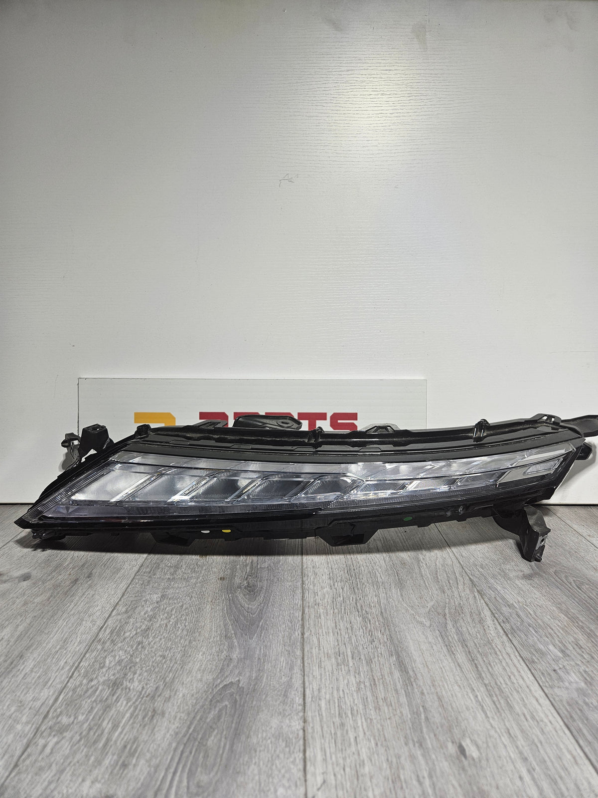 2022-2026 MITSUBISHI ECLIPSE CROSS LED DAYTIME RUNNING DRIVER SIDE FOG LIGHT ASSEMBLY OEM USED