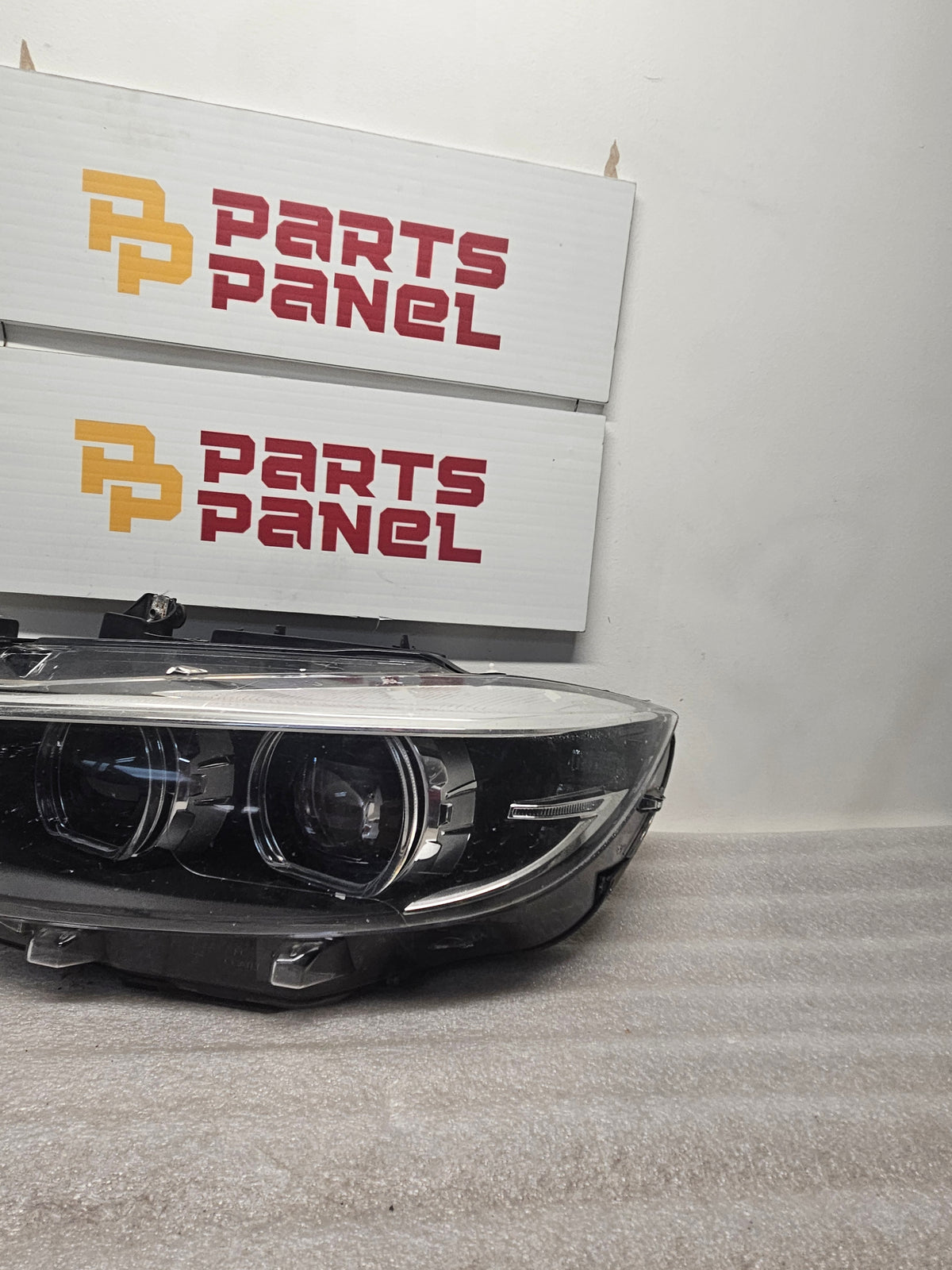 2018-2020 BMW 4 SERIES LED HEADLIGHT DRIVER SIDE OEM USED 63.11-7476209-03