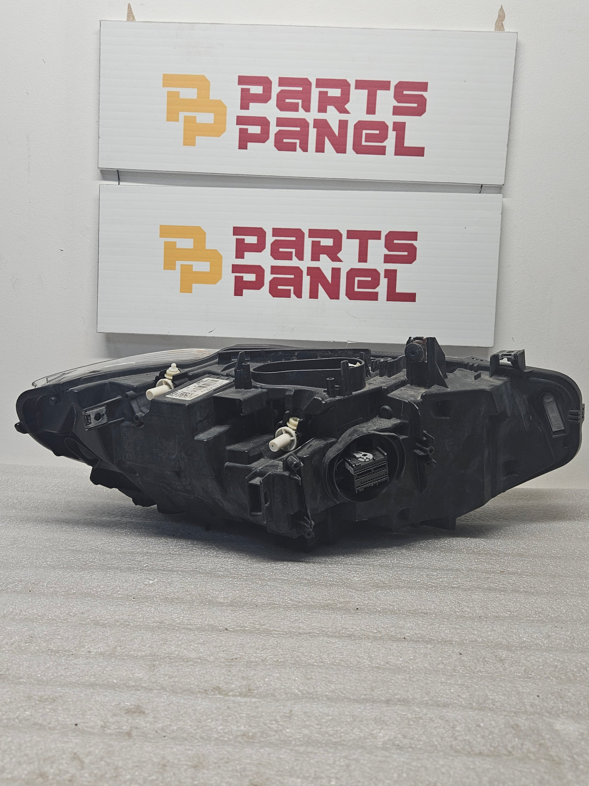 2018-2020 BMW 4 SERIES LED HEADLIGHT DRIVER SIDE OEM USED 63.11-7476209-03