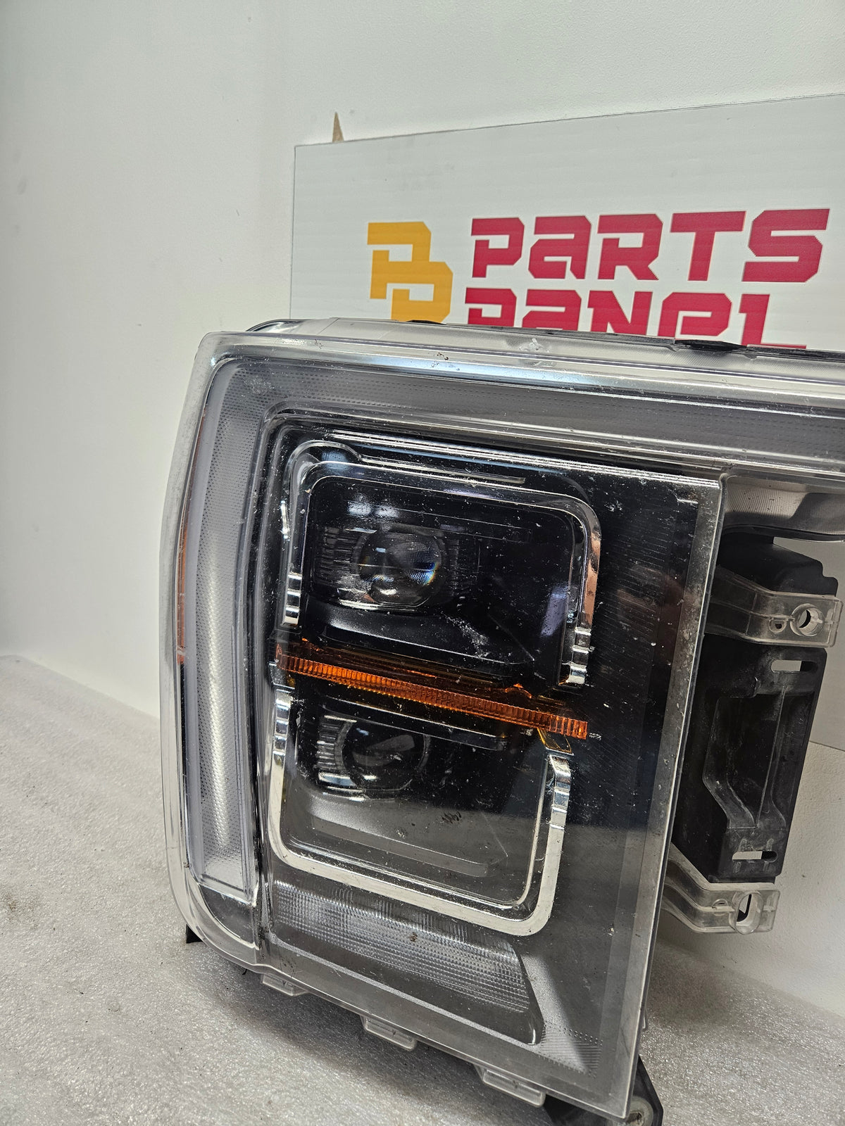 2021-2023 FORD F-150 PASSENGER SIDE LED ADAPTIVE HEADLIGHT OEM USED ML34-13E016-DA