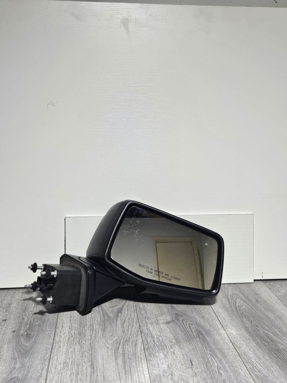 2023-2024 RAM 2500 AND 3500 PASSENGER SIDE DOOR MIRROR OEM USED 68509722AD