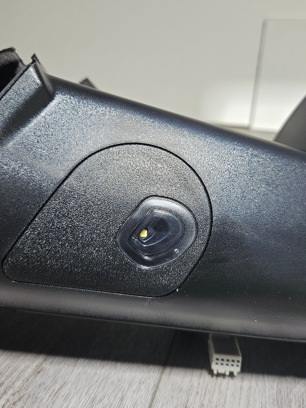 2009-2018 RAM 1500-5500 PASSENGER SIDE DOOR MIRROR OEM USED