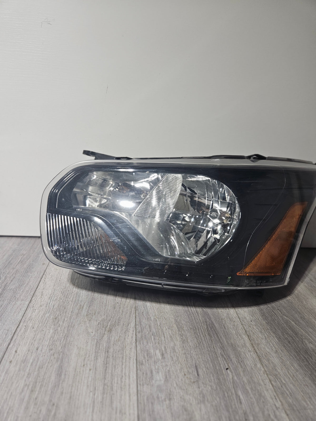 2015-2023 FORD TRANSIT 150, 250, AND 350 HALOGEN HEADLIGHT DRIVER SIDE OEM USED CK41-13W030-AM