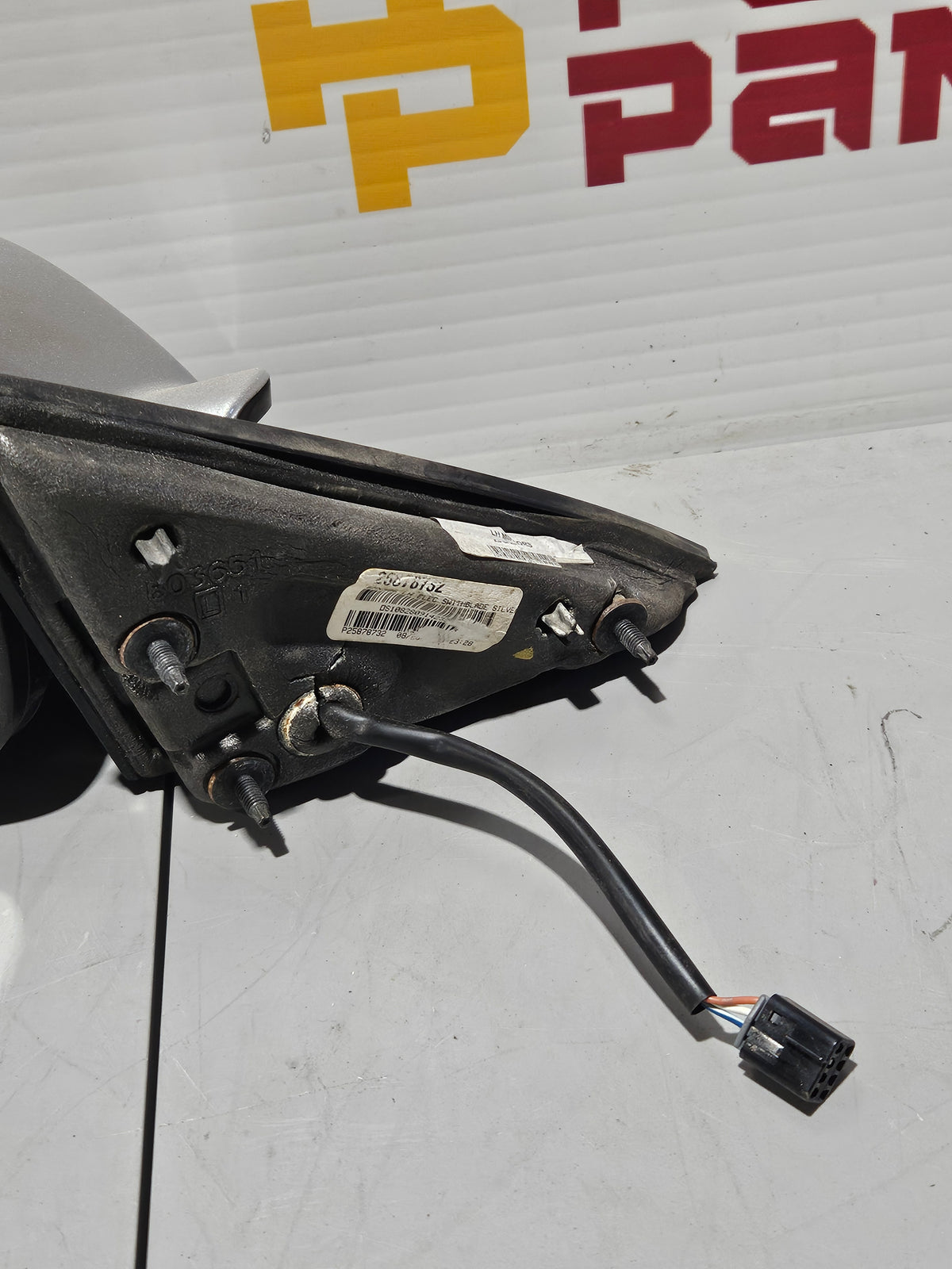 2008 2012 CHEVY MALIBU DRIVER SIDE POWER BASIC MIRROR OEM USED 25878732