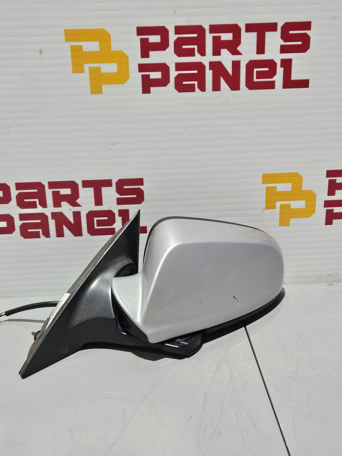 2008 2012 CHEVY MALIBU DRIVER SIDE POWER BASIC MIRROR OEM USED 25878732