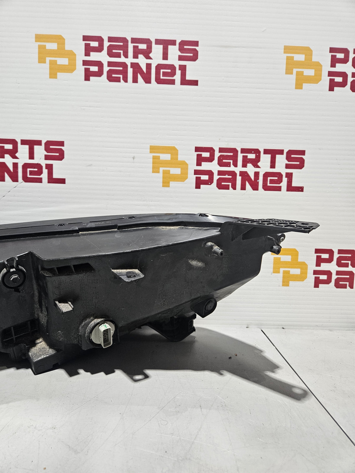 2023-2026 HONDA CR-V LED DRIVER SIDE HEADLIGHT OEM USED