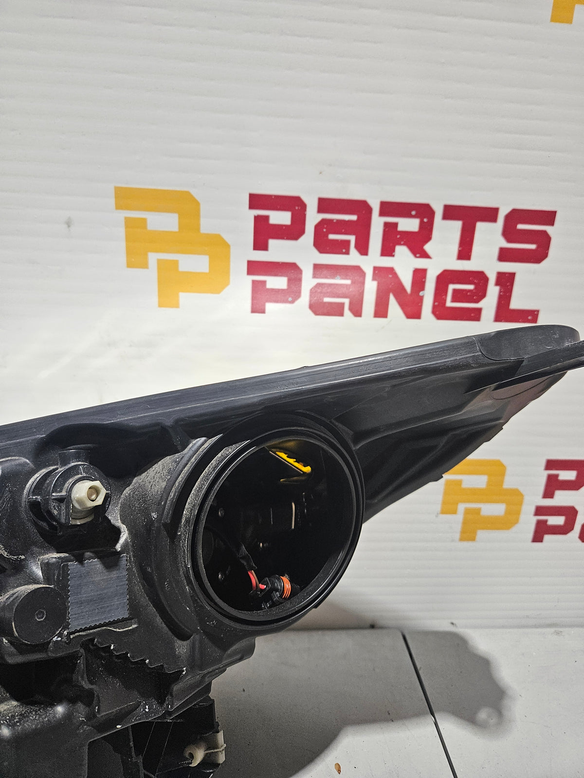 2017-2019 FORD ESCAPE PASSENGER SIDE HYBRID HEADLIGHT OEM USED GJ54-13W029-BF