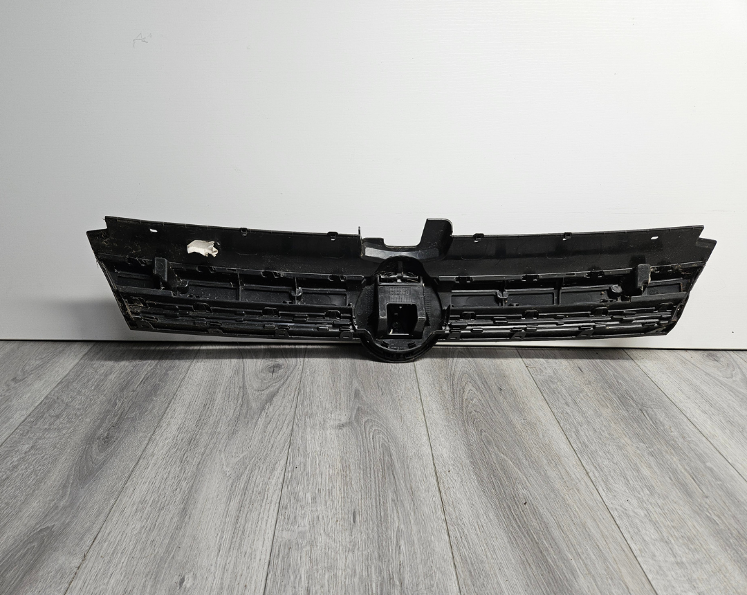 2017 - 2020 VOLKSWAGEN E-GOLF HATCHBACK FRONT UPPER GRILLE 5G0853653T