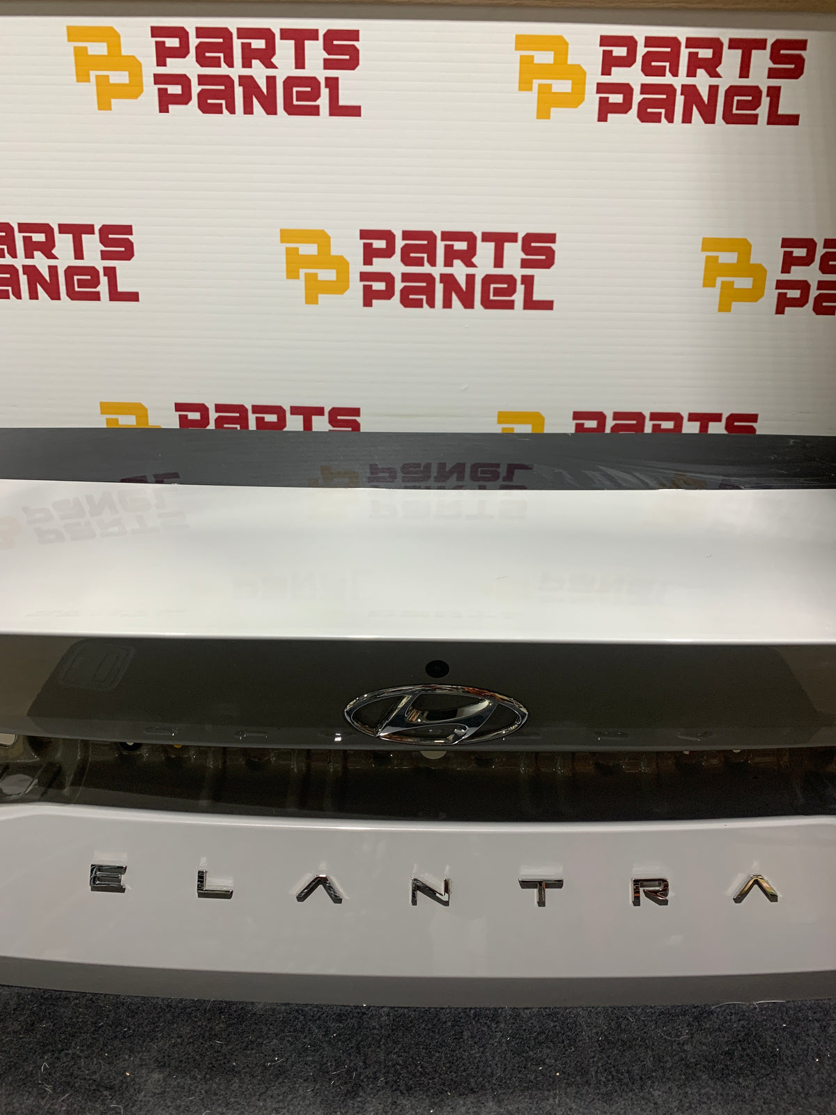 2021-2025 HYUNDAI ELANTRA TRUNK LID/LIFTGATE OEM USED