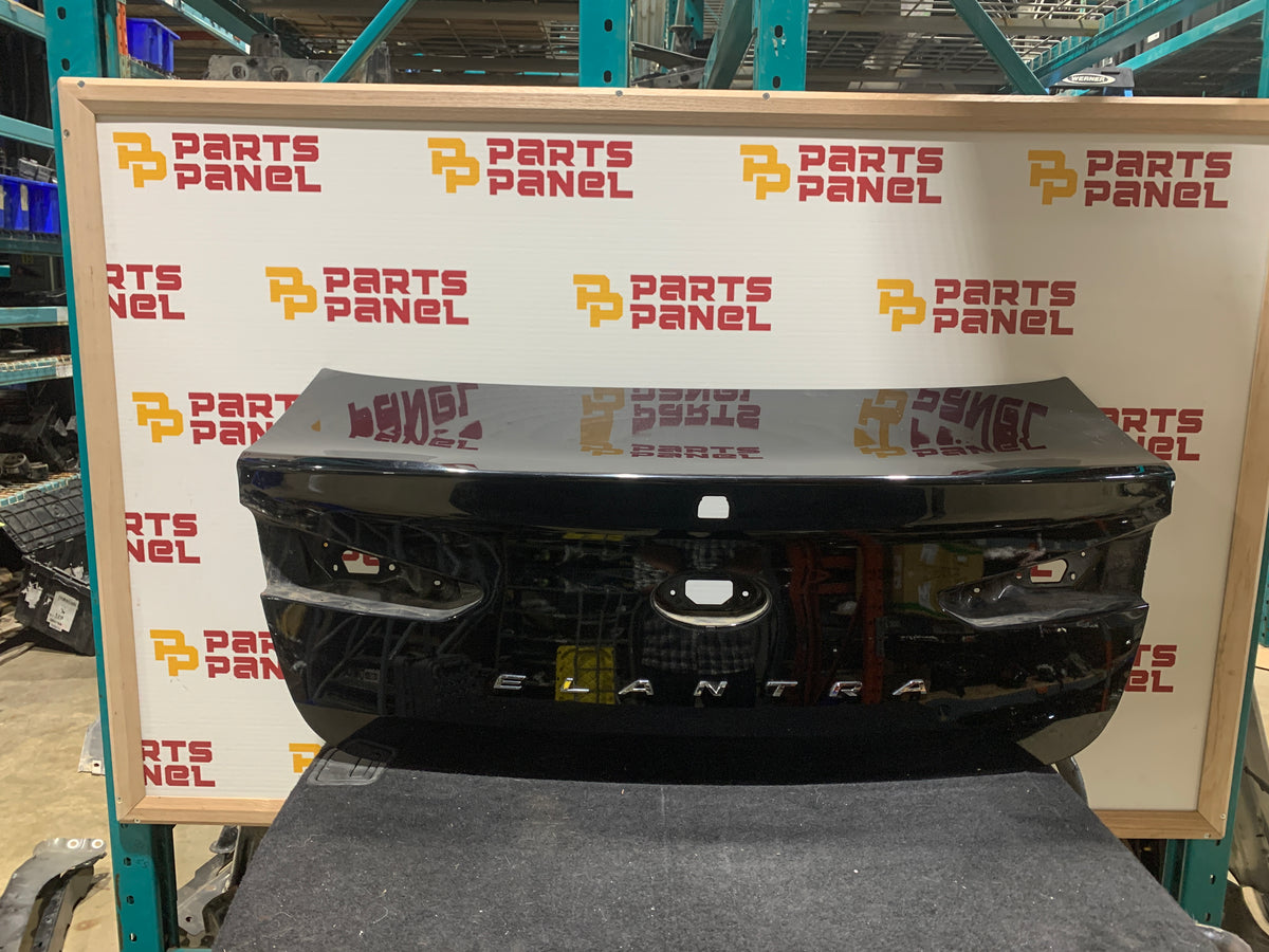 2019-2020 HYUNDAI ELANTRA TRUNK LID/ LIFTGATE OEM USED