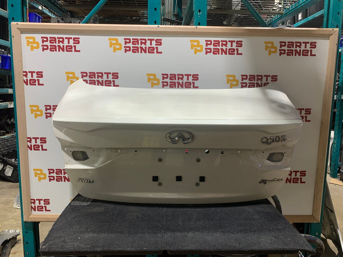 2016-2017 INFINITI Q50 TRUNK LID/ LIFTGATE OEM USED