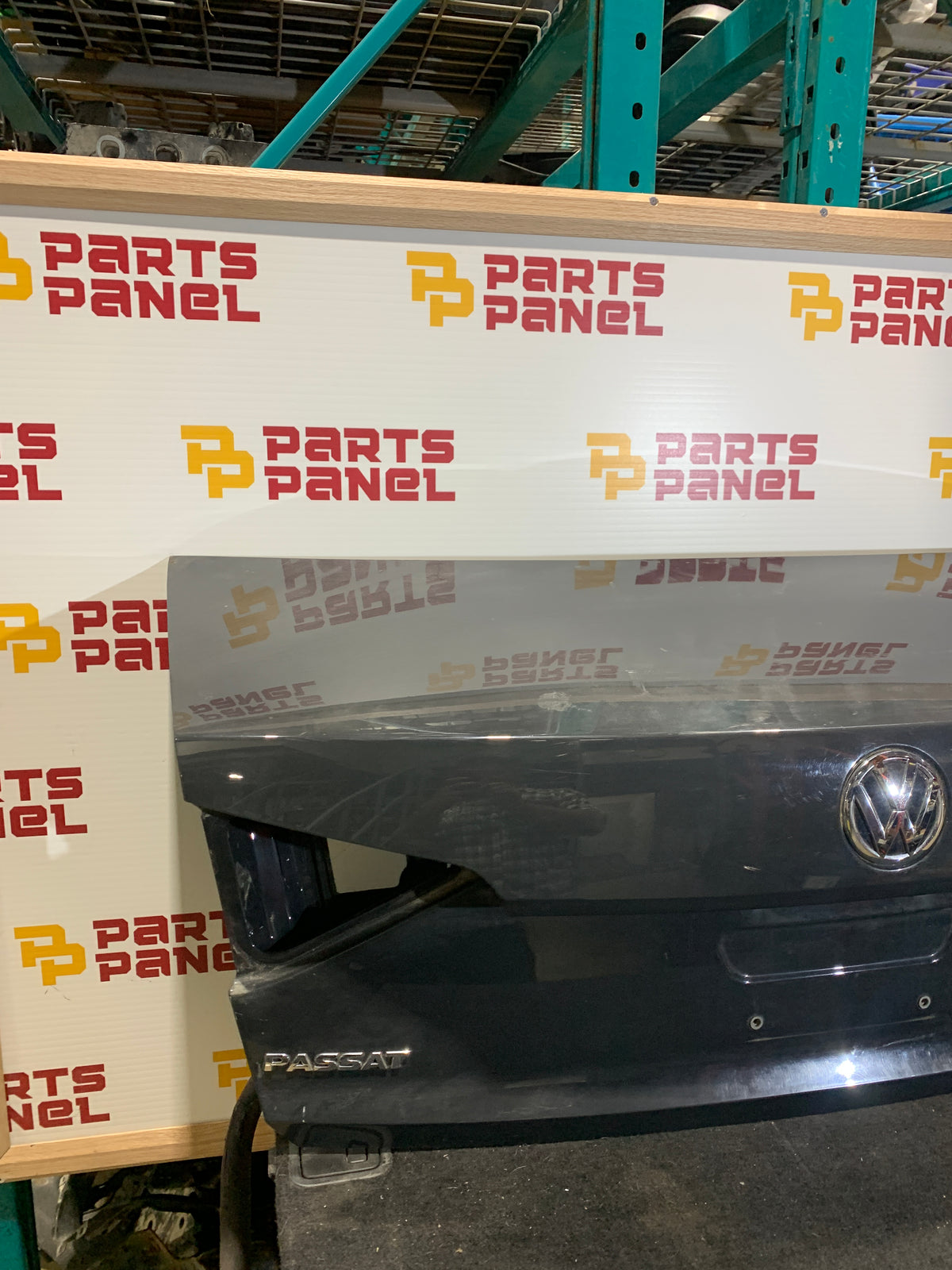 2016-2019 VOLKSWAGEN PASSAT TRUNK LID / LIFTGATE OEM USED