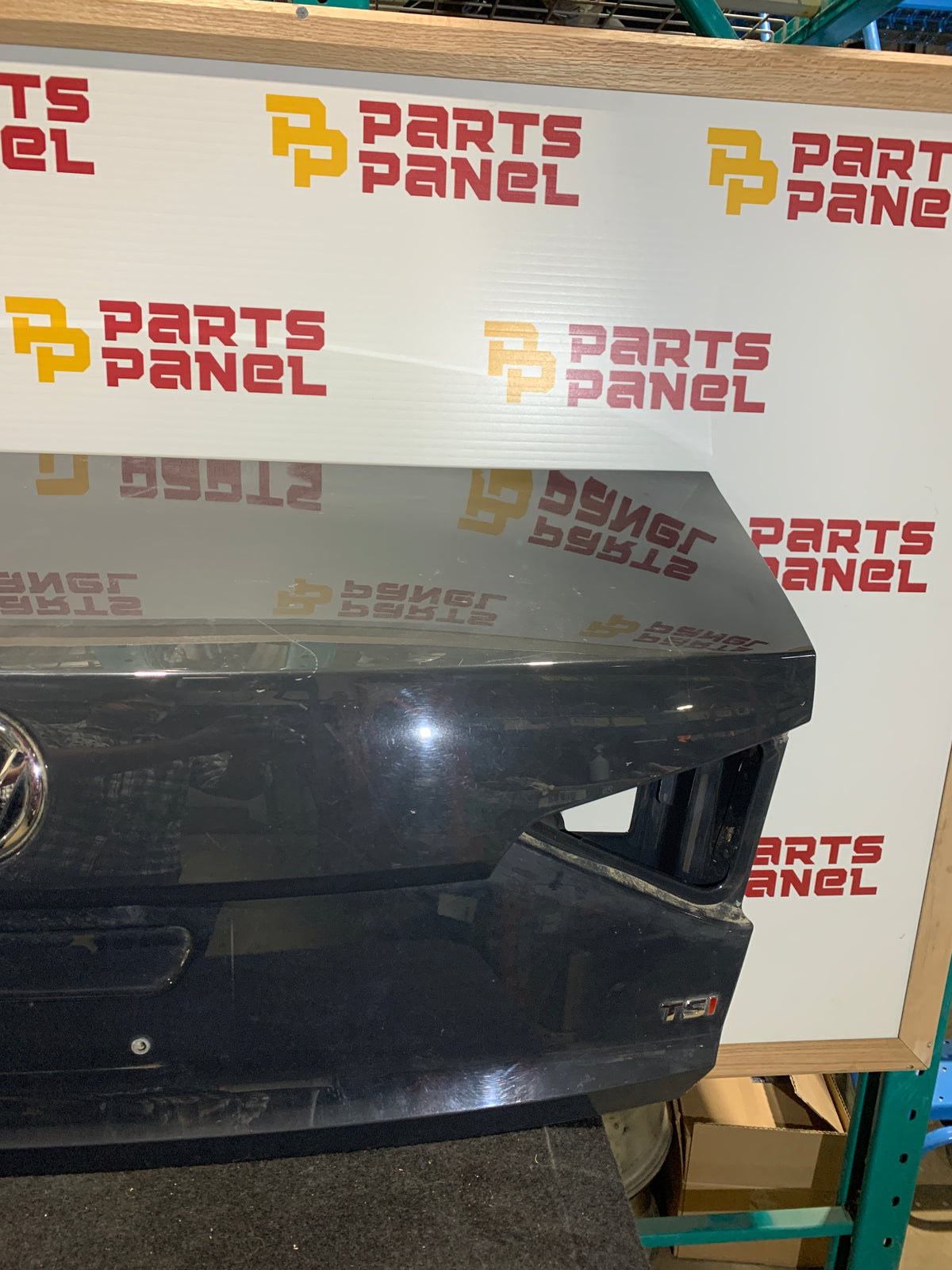 2016-2019 VOLKSWAGEN PASSAT TRUNK LID / LIFTGATE OEM USED