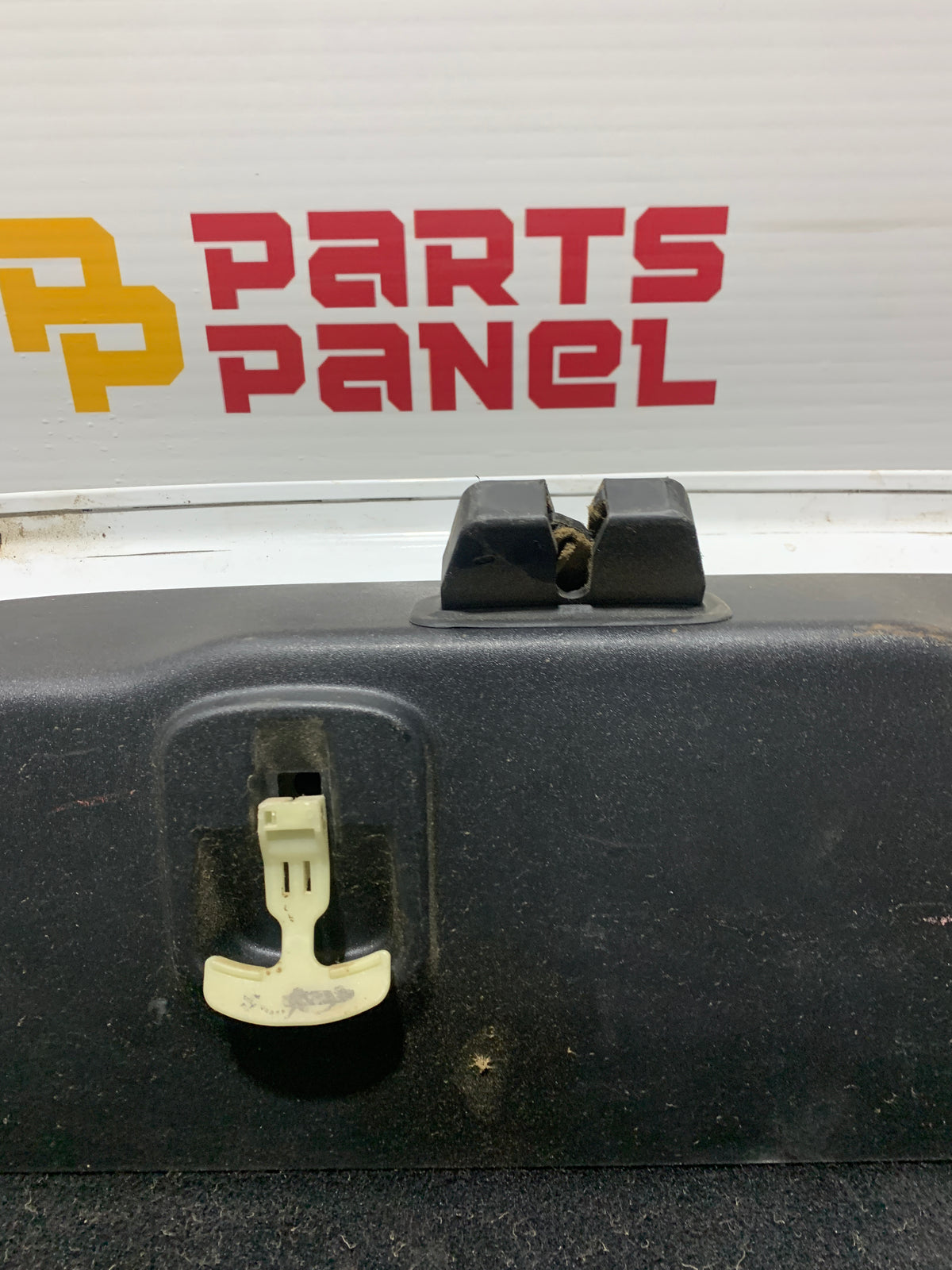 2008-2019 JAGUAR XJ TRUNK LID / LIFTGATE OEM USED