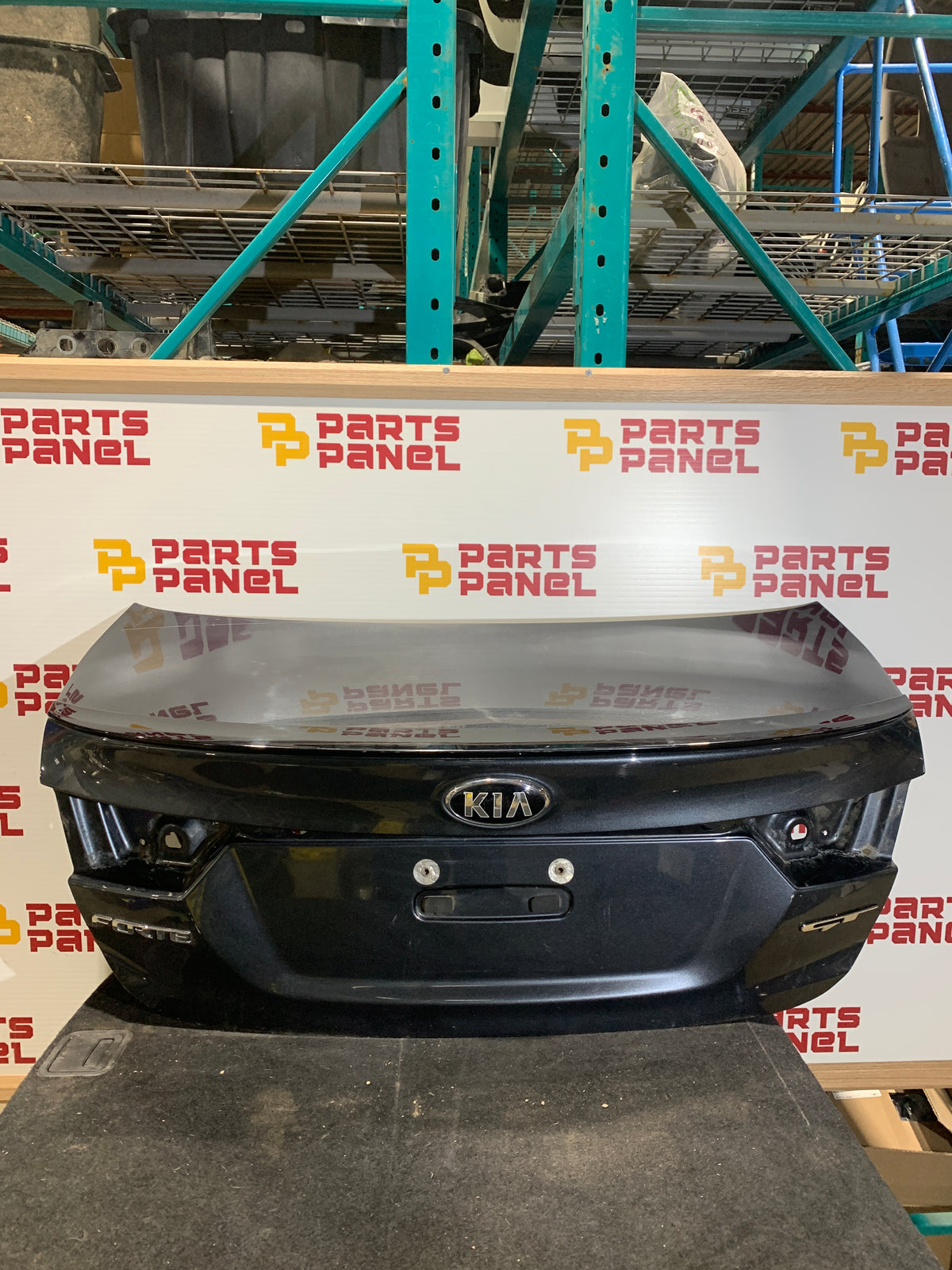 2019-2021 KIA FORTE TRUNK LID / LIFTGATE OEM USED