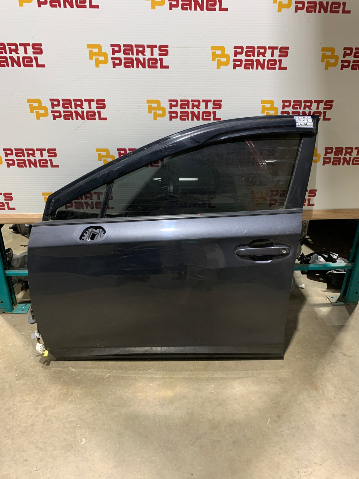 2018-2022 SUBARU IMPREZA DRIVER LH SIDE FRONT DOOR OEM USED