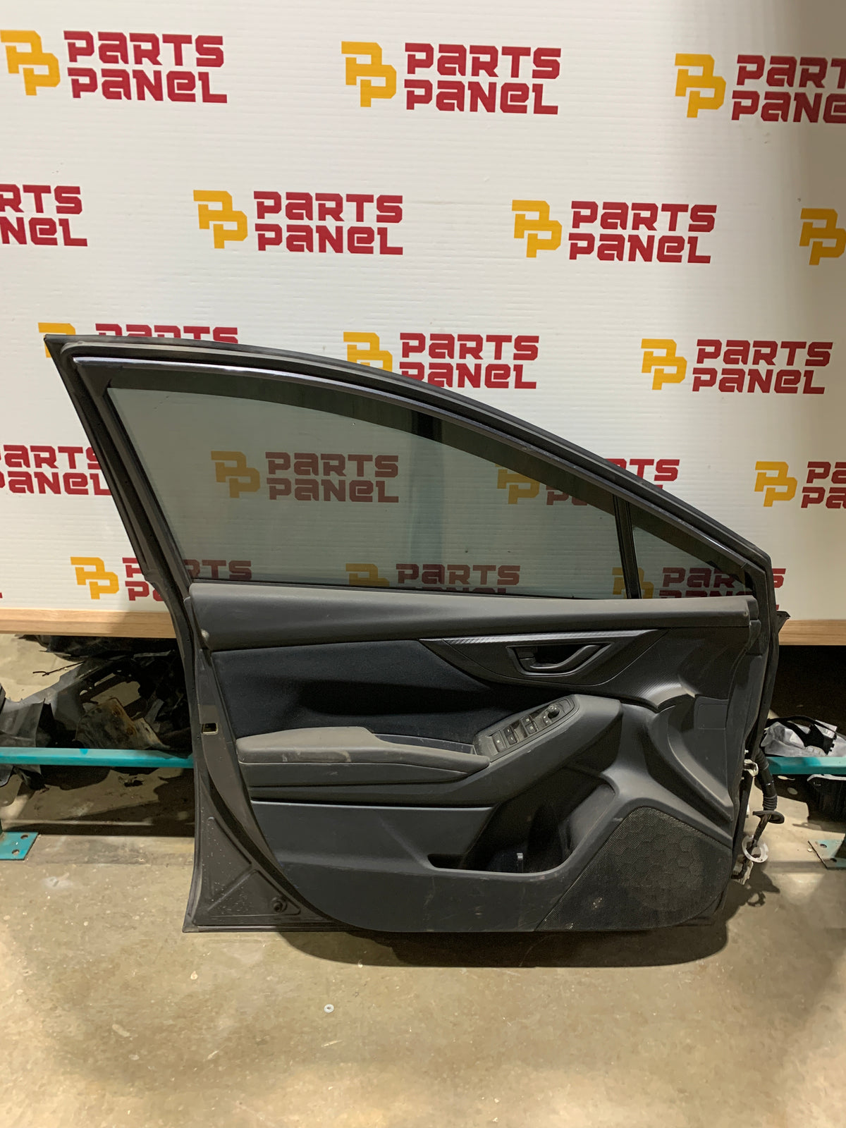 2018-2022 SUBARU IMPREZA DRIVER LH SIDE FRONT DOOR OEM USED