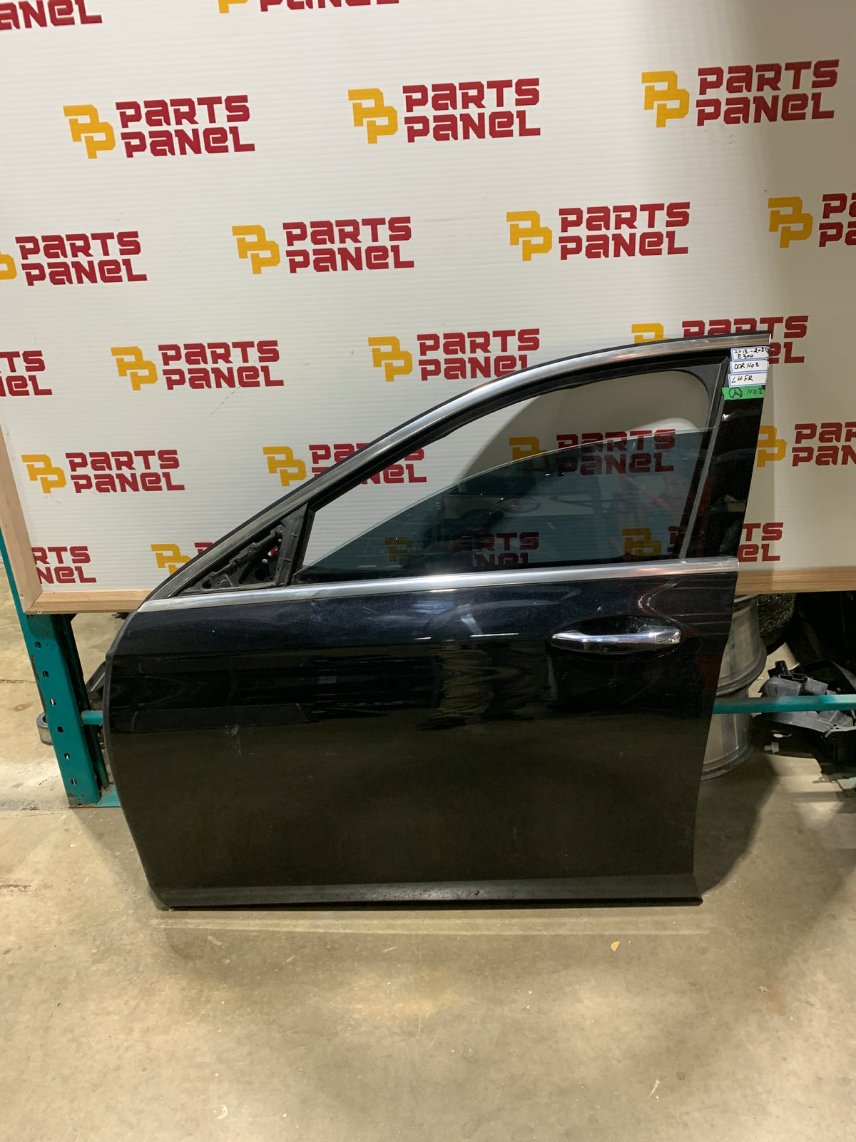 2018-2021 MERCEDES E CLASS DRIVER LH SIDE FRONT DOOR OEM USED