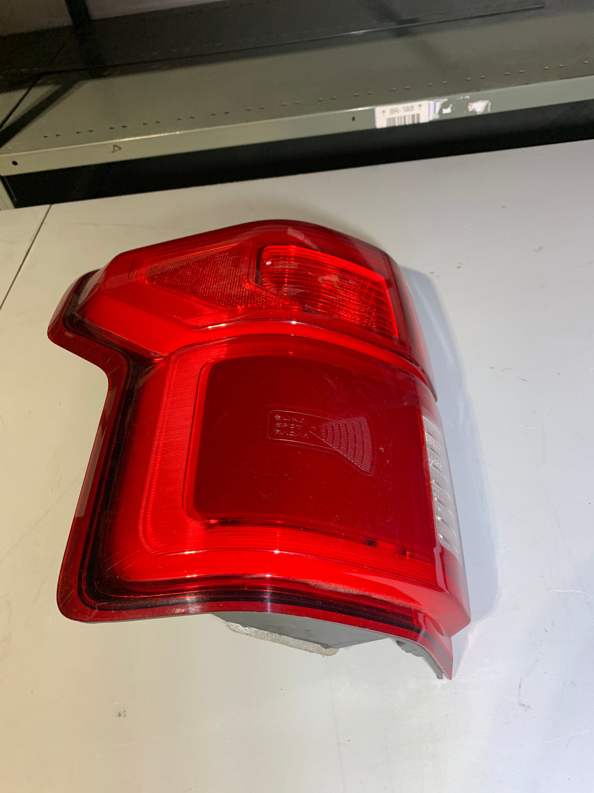 2018-2020 FORD F150 LEFT DRIVER SIDE TAIL LIGHT WITH LED BLIND SPOT OEM KL34-13B505-CE