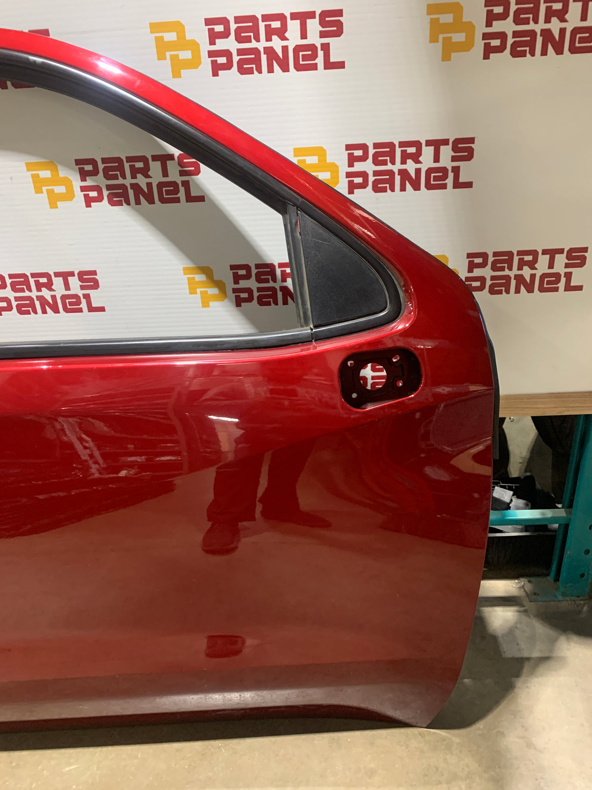 2019-2026 CHEVY SILVERADO 1500 PASSENGER SIDE FRONT DOOR OEM USED