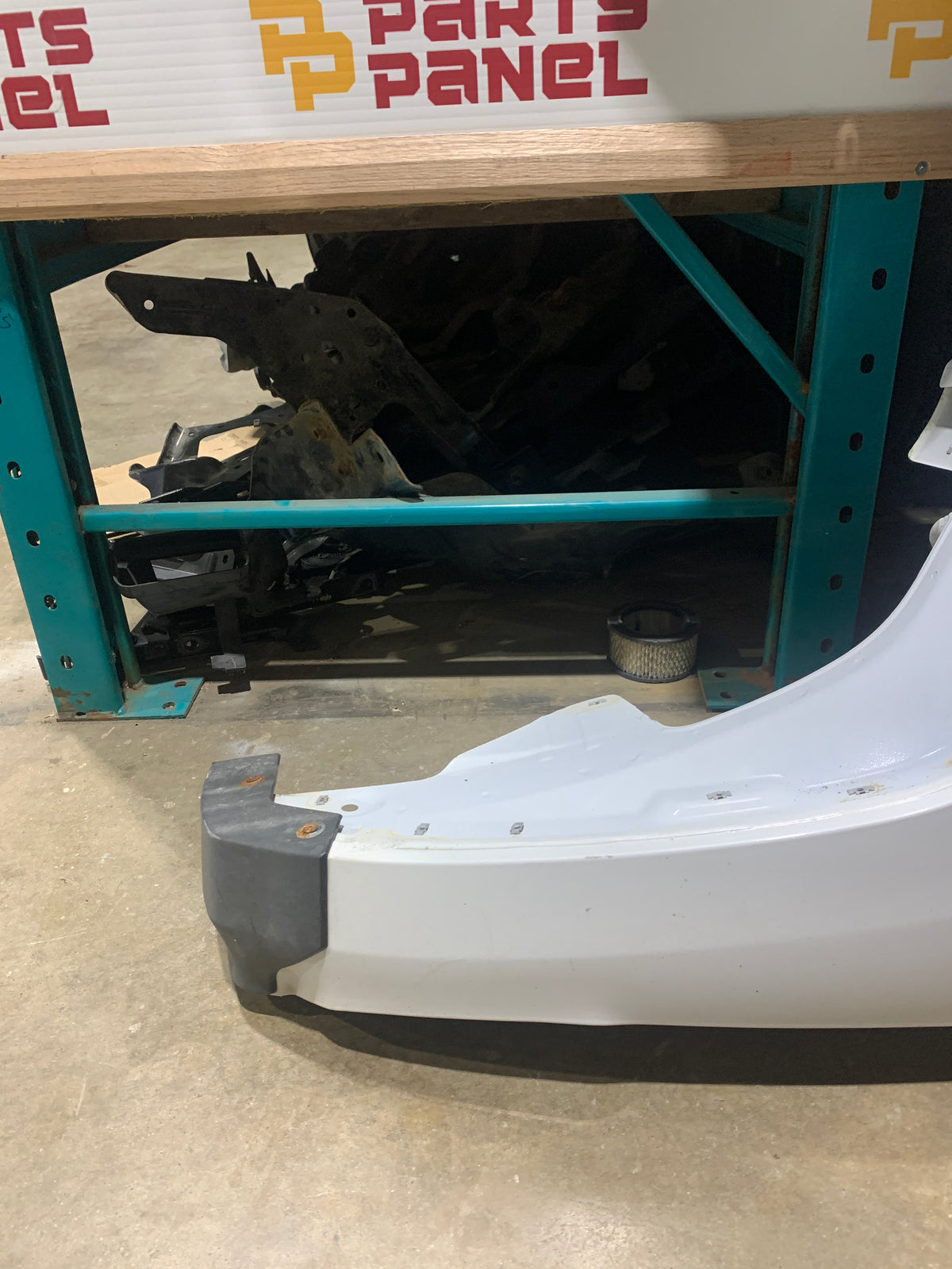 2014-2018 CHEVY SILVERADO 1500 2500 3500 DRIVER SIDE FENDER OEM USED