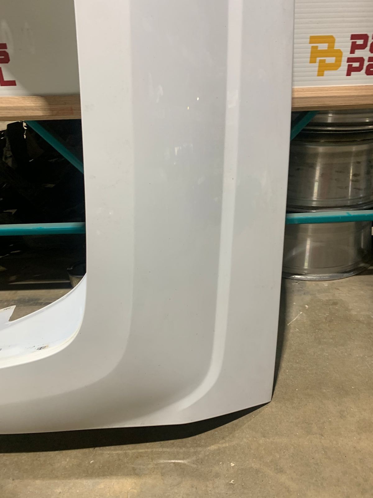 2014-2018 CHEVY SILVERADO 1500 2500 3500 DRIVER SIDE FENDER OEM USED