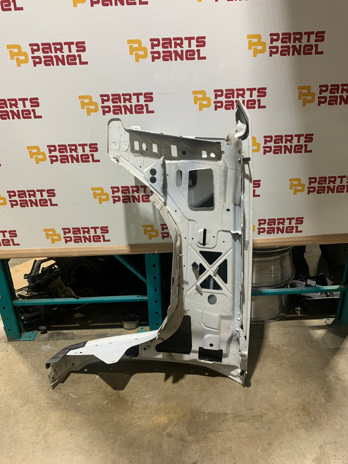 2014-2018 CHEVY SILVERADO 1500 2500 3500 PASSENGER SIDE FENDER OEM USED