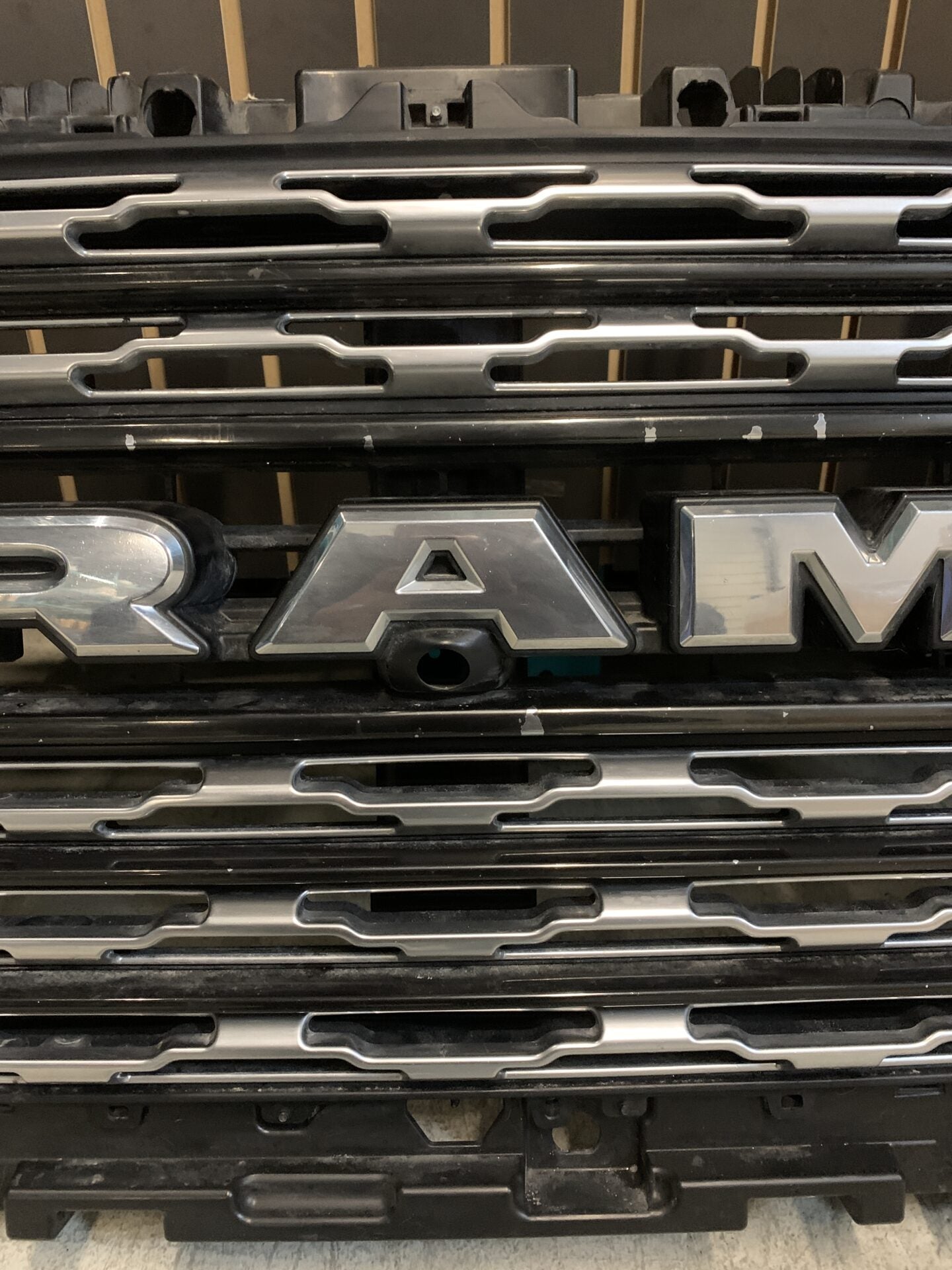 2019 - 2024 RAM 2500 / 3500 LIMITED FRONT GRILLE