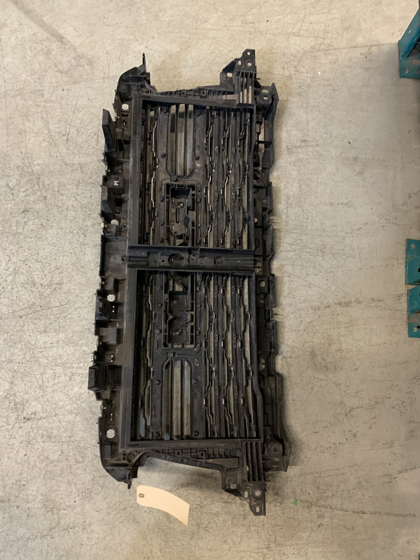 2019 - 2024 RAM 2500 / 3500 LIMITED FRONT GRILLE