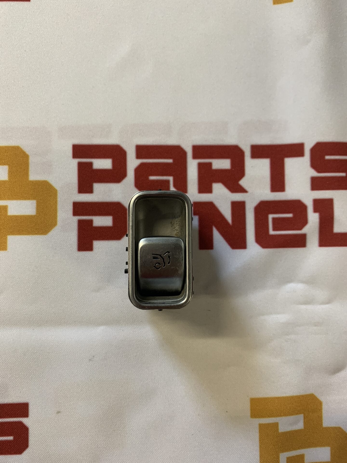 2020 - 2023 MERCEDES BENZ GLE 450 / W167 TAILGATE BOOT LID SWITCH A1678201801