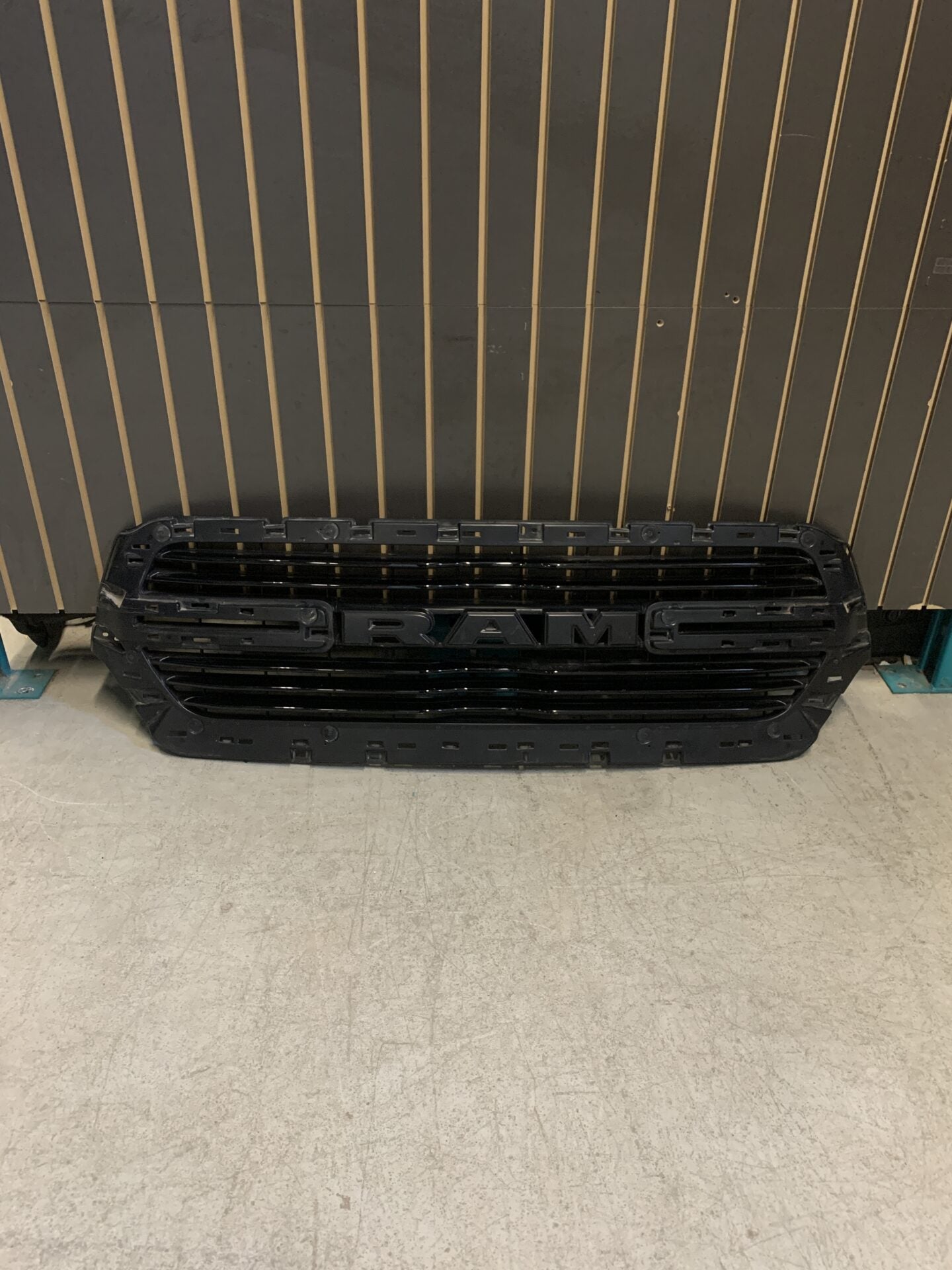 2019 - 2024 RAM 1500 BLACK FRONT GRILLE 6BS572X8AG