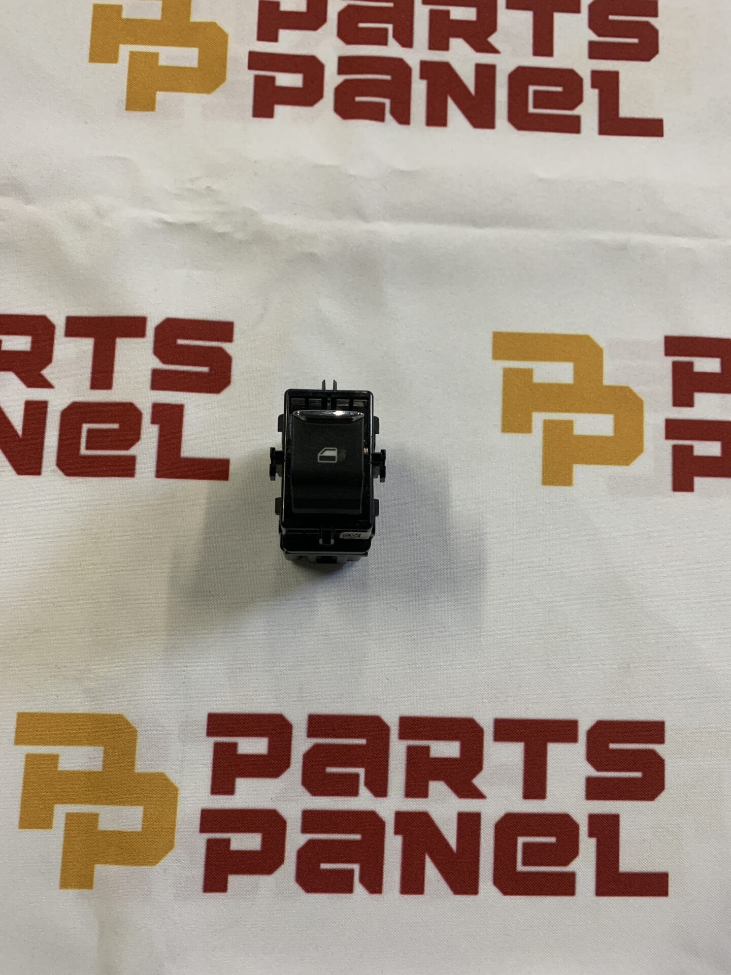 2021 - 2025 FORD F150 / F150 LIGHTNING / F250 / F350 REAR DRIVER AND PASSENGER SIDE WINDOW SWITCH ML3T-14529-BD