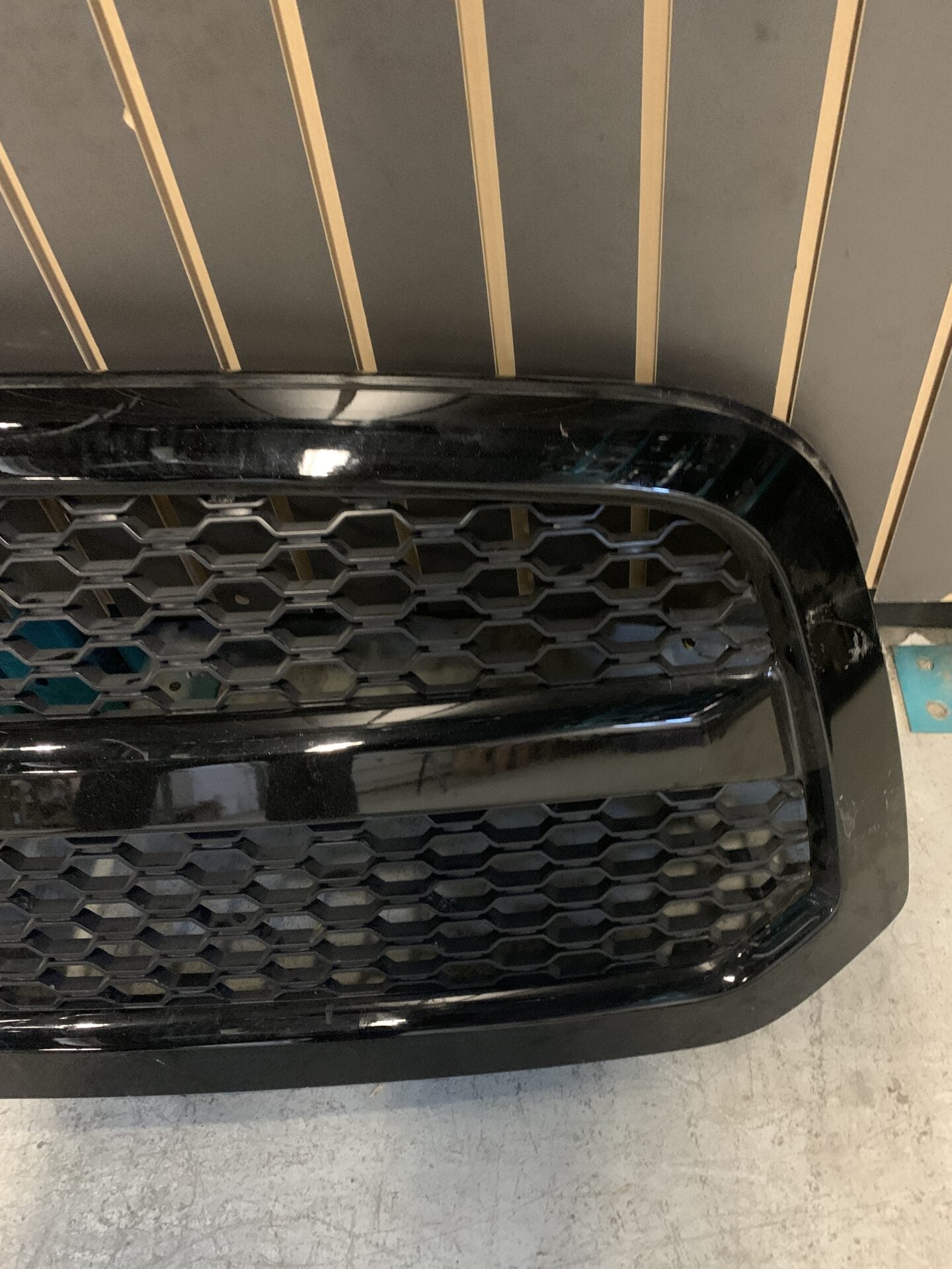 2013 - 2020 RAM 1500 FRONT GRILLE 5QX141XJAA
