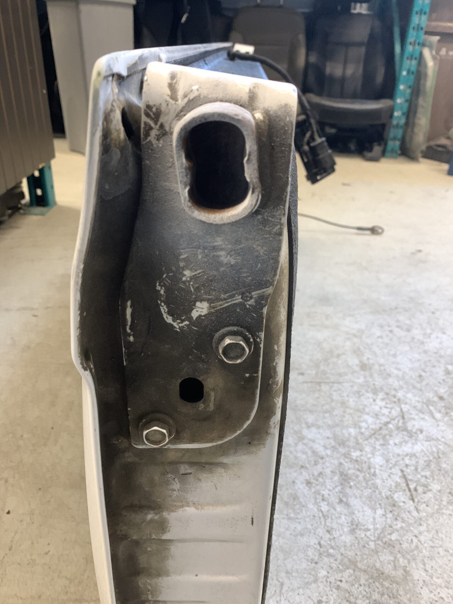 2019 - 2025 RAM REBEL 1500 OEM WHITE TAILGATE 68623974AB