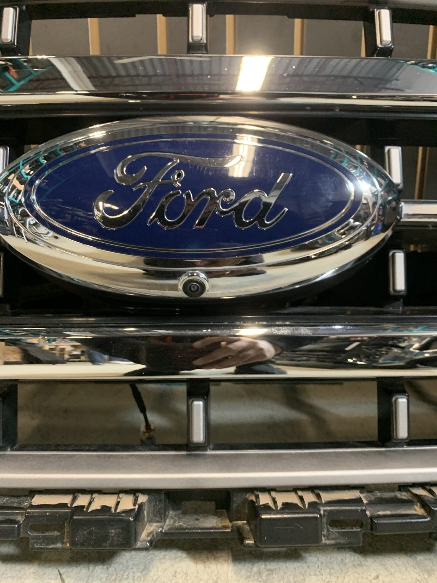 2021 - 2023 FORD F150 LARIAT FRONT CHROME GRILLE WITH CAMERA ML34-8200 FEW