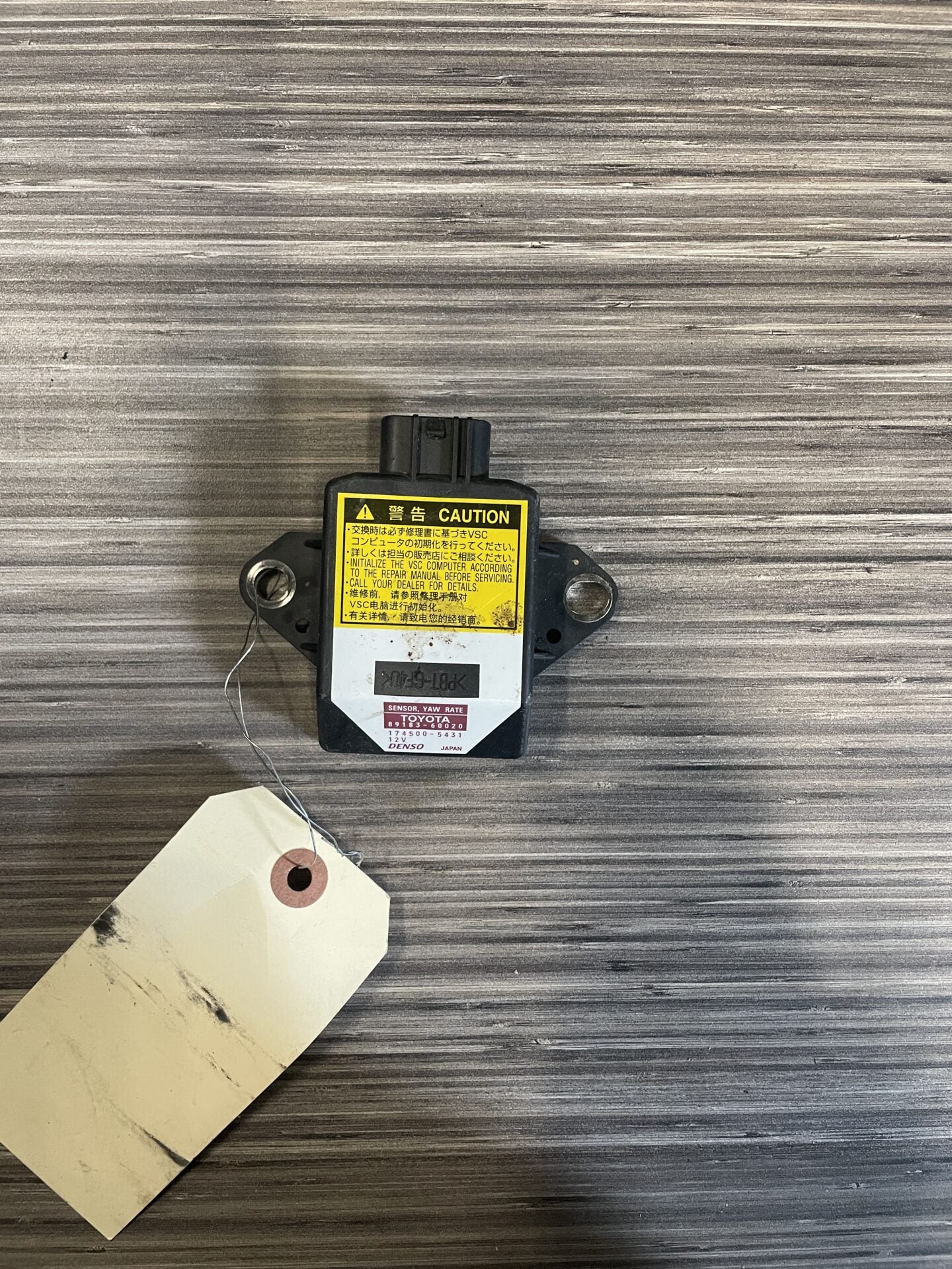 2003 - 2009 LEXUS RX2 ACCELERATION SENSOR 89183-60020