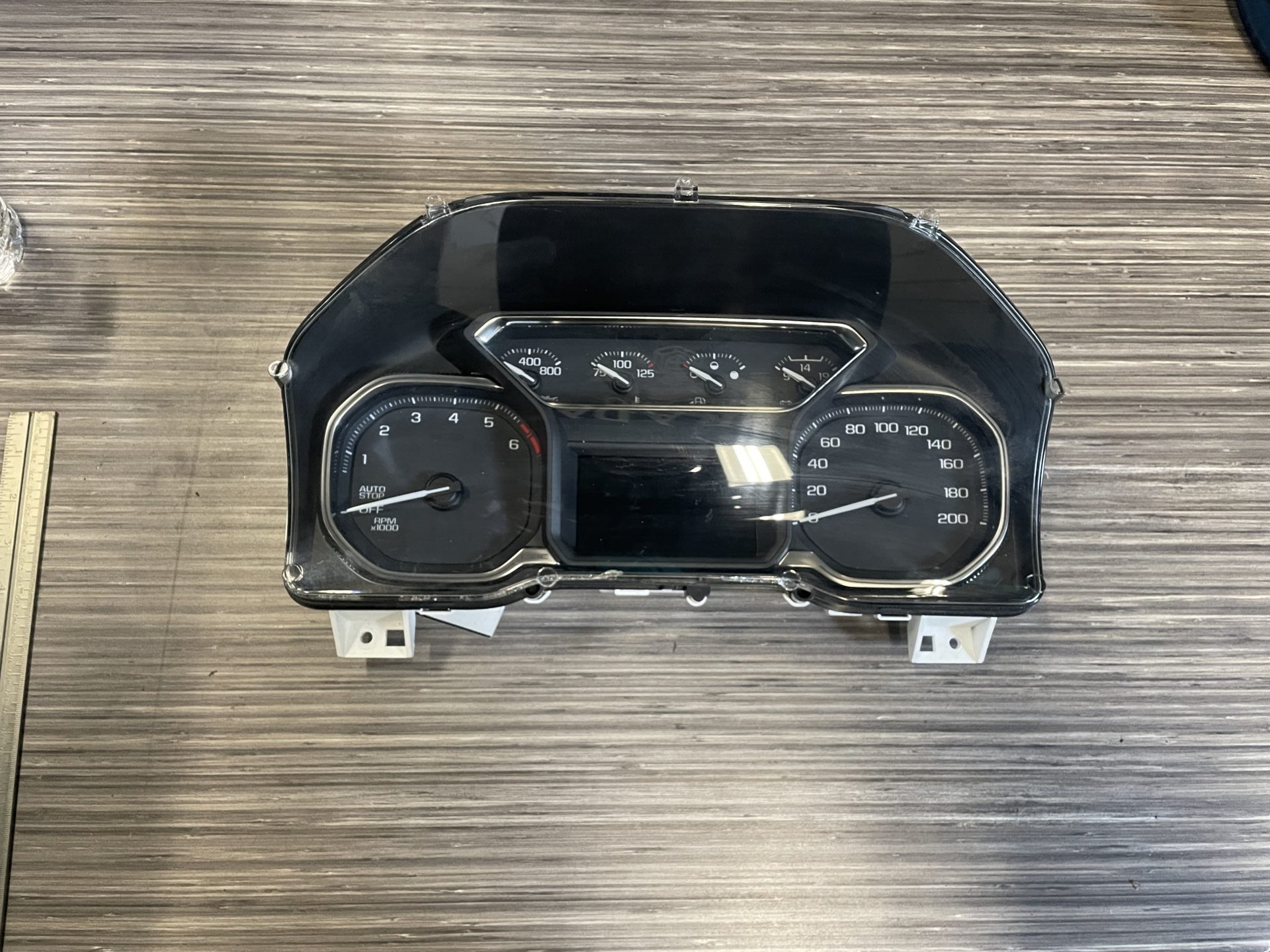 2019 - 2020 GMC SIERRA 1500 CLUSTER SPEEDOMETER 84785477