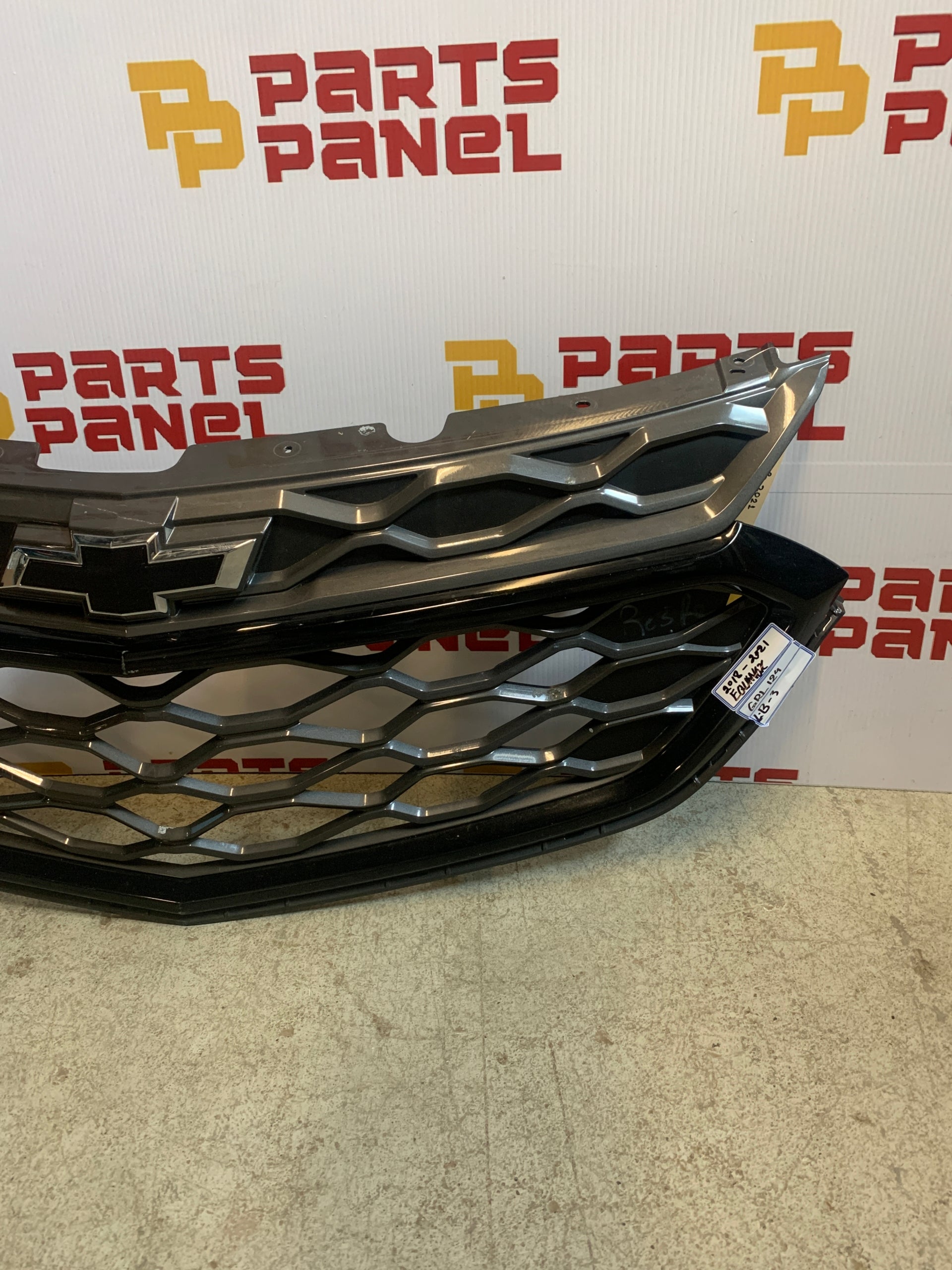 2018 - 2021 CHEVY EQUINOX FRONT HONEYCOMB UPPER GRILLE 84384737